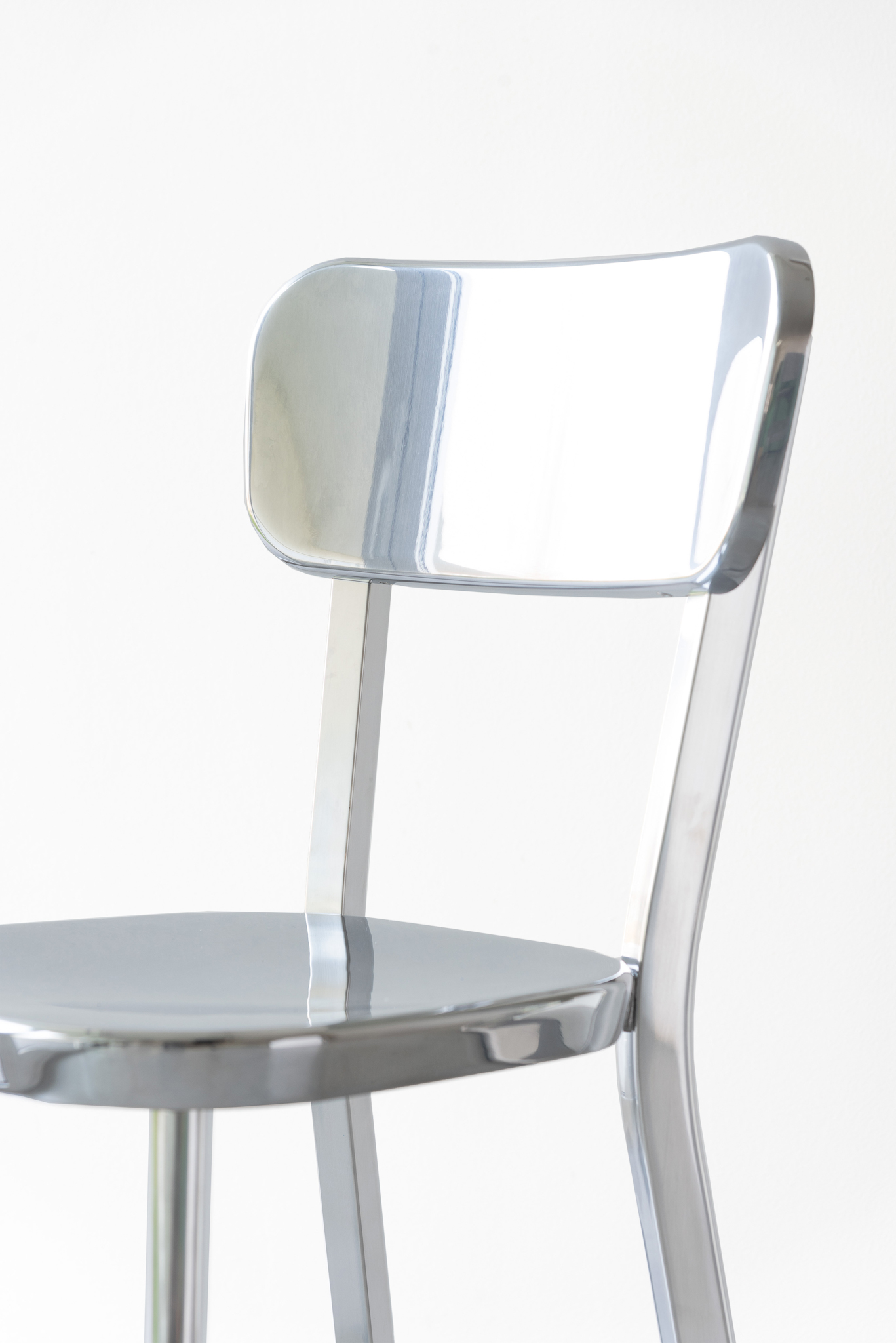 MAGIS // DEJA-VU - CHAIR | POLISHED