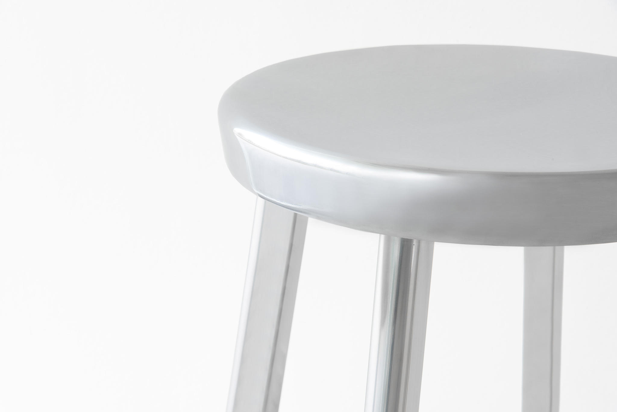 MAGIS // DEJA-VU - STOOL | CHROME NOT ASSEMBLED | 76CM