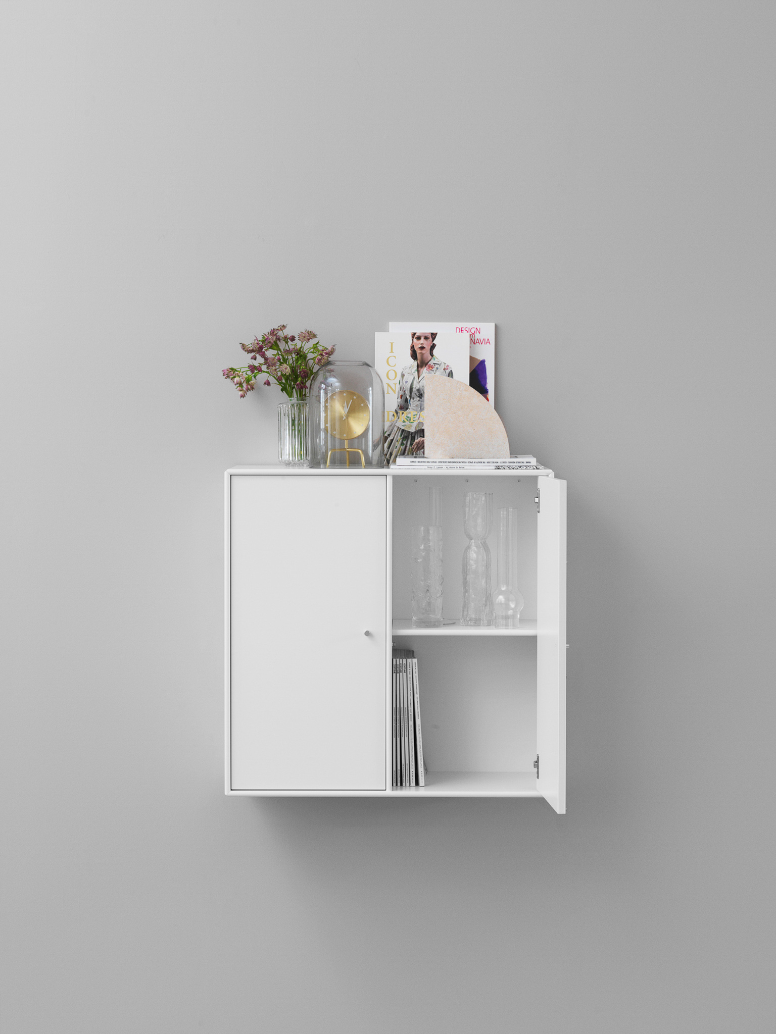 MONTANA // COVER - CABINET | 01 WHITE | PEDESTAL 7 CM