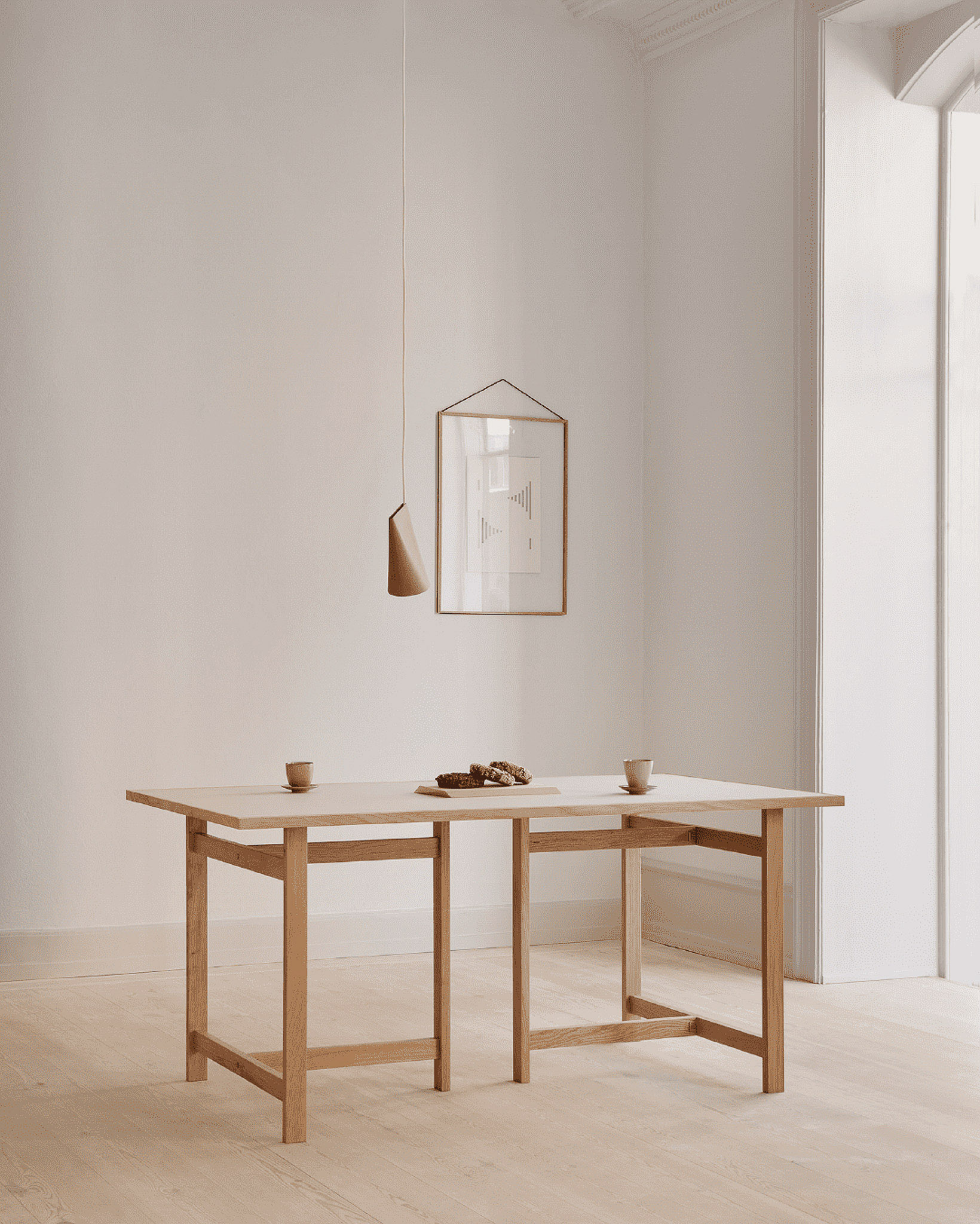 MOEBE // DINING TABLE - 2020 x 90 CM | OAK