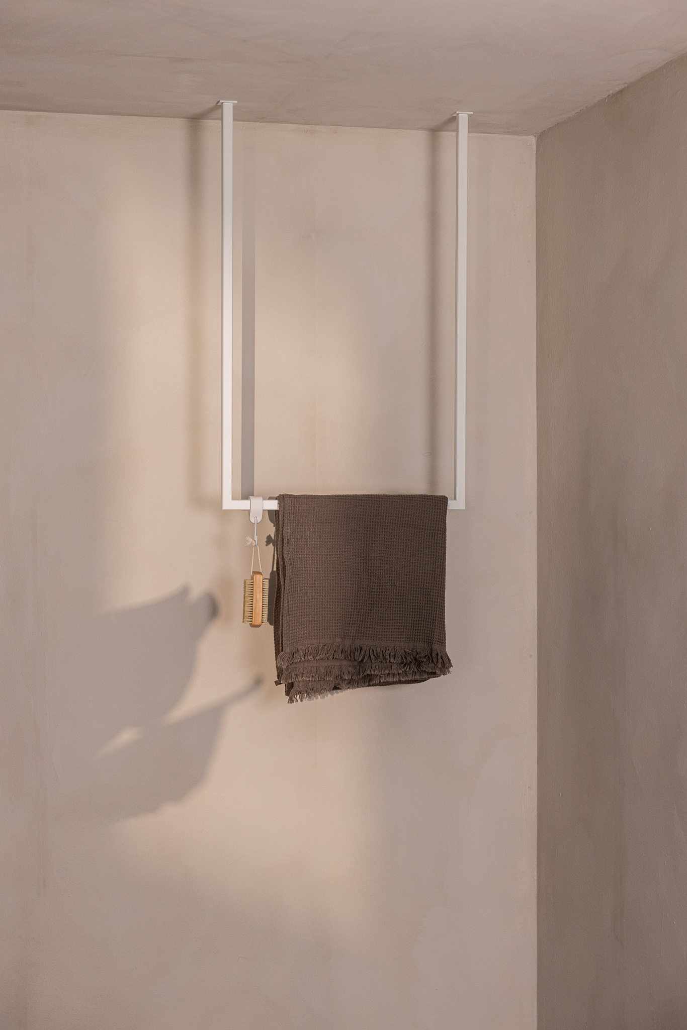 METALLBUDE // TENSI - TOWEL HOLDER | WHITE - SQUARE - H:80 CM