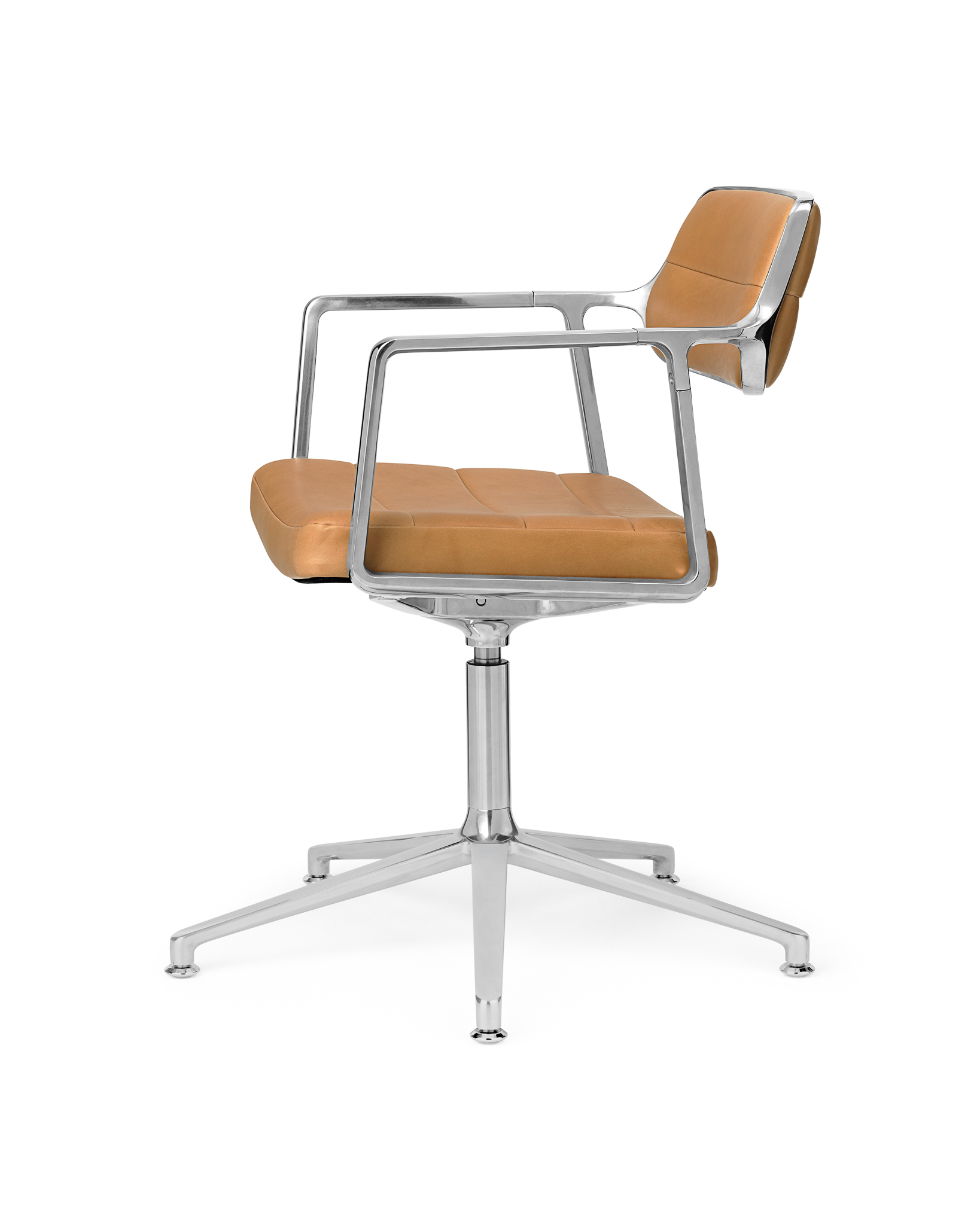 VIPP 453 // SWIVEL CHAIR WITH GLIDERS - POL. FRAME, LEATHER CAMEL