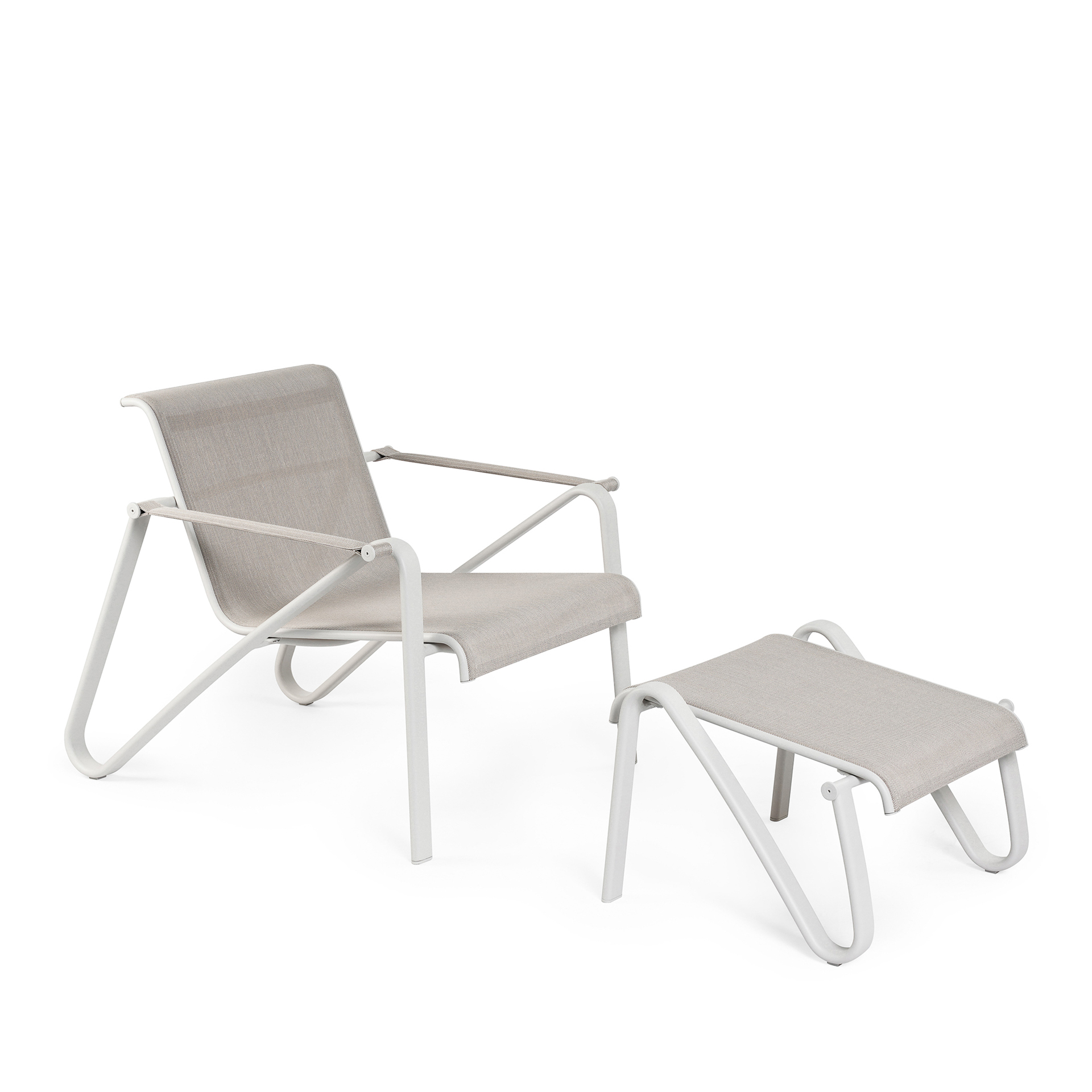 MINDO // MINDO 105 LOUNGE CHAIR - BEIGE