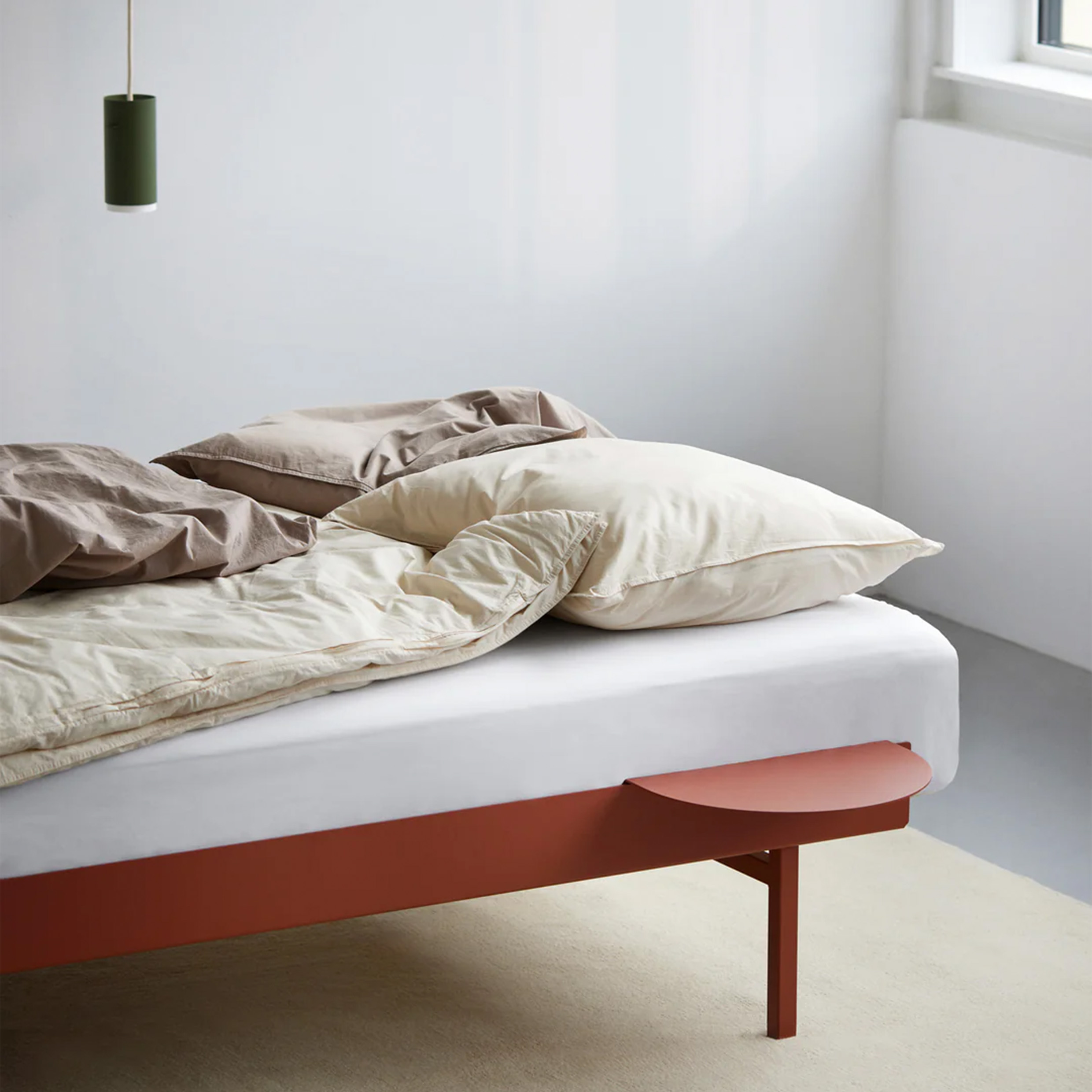 MOEBE // BETT 90 CM (TALL) - TERRACOTTA| OHNE LATTENROST | 1x ABLAGE