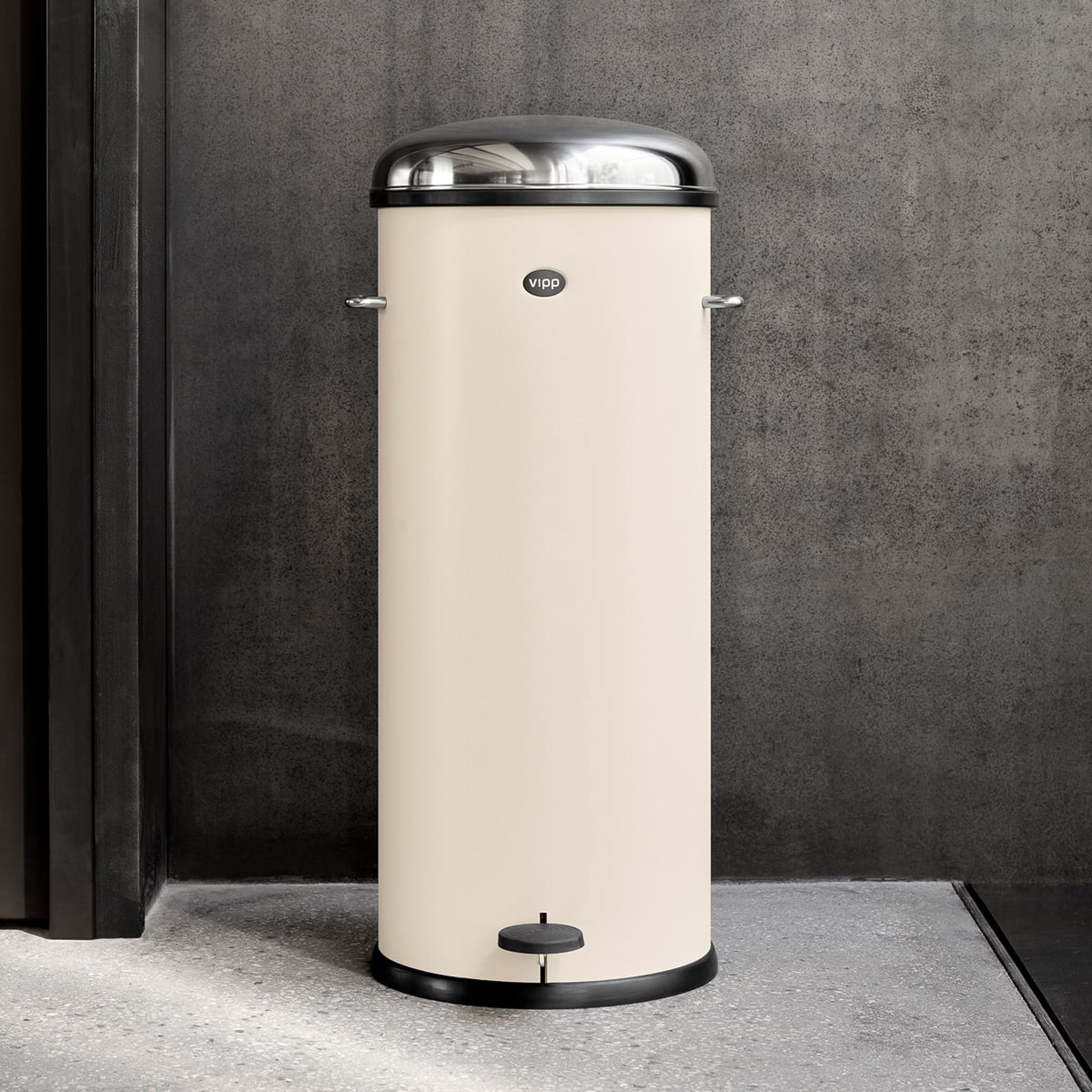 VIPP 17 // PEDAL BIN - 30 L | BEIGE