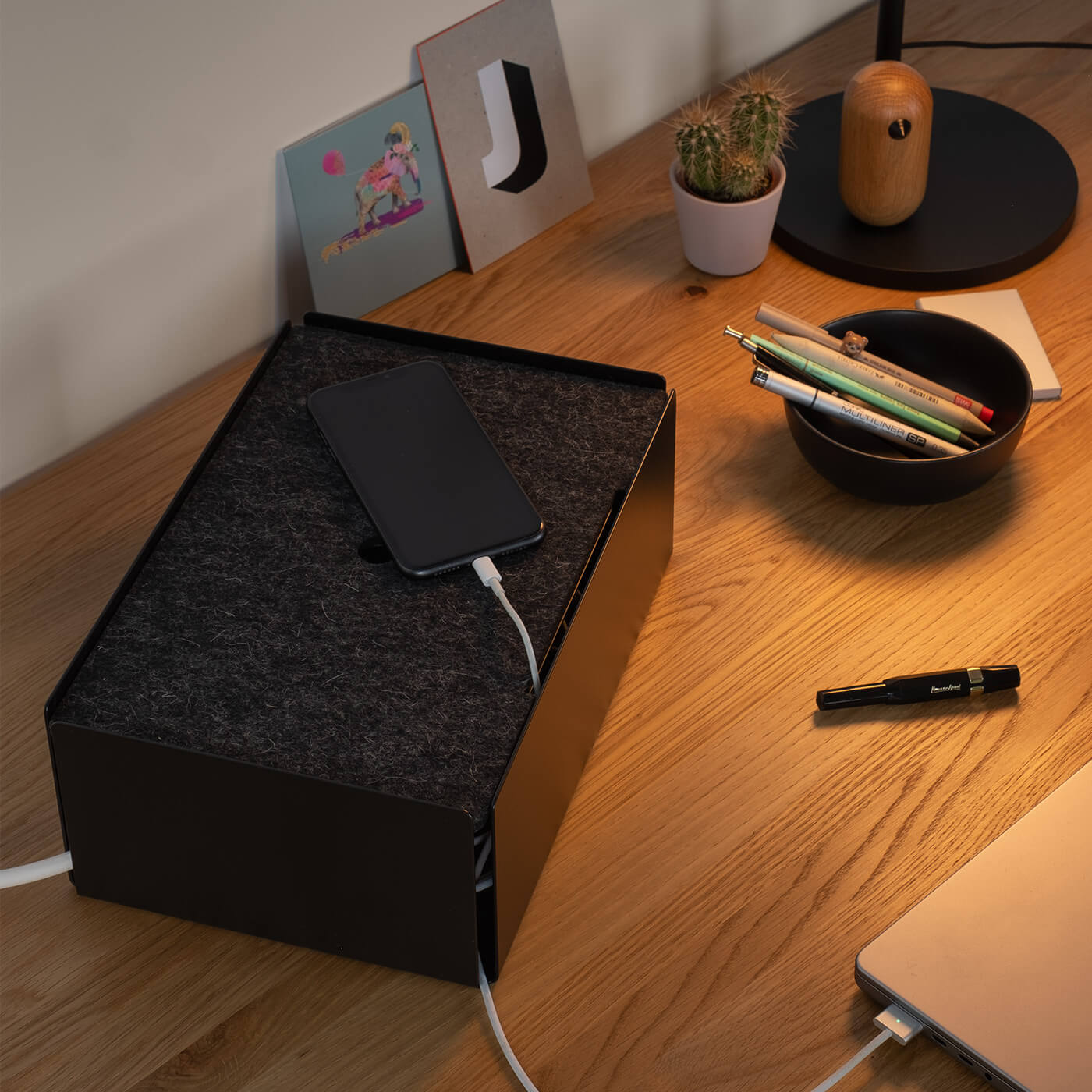 KONSTANTIN SLAWINSKI // CHARGE-BOX - BODY BLACK | FELT GREY