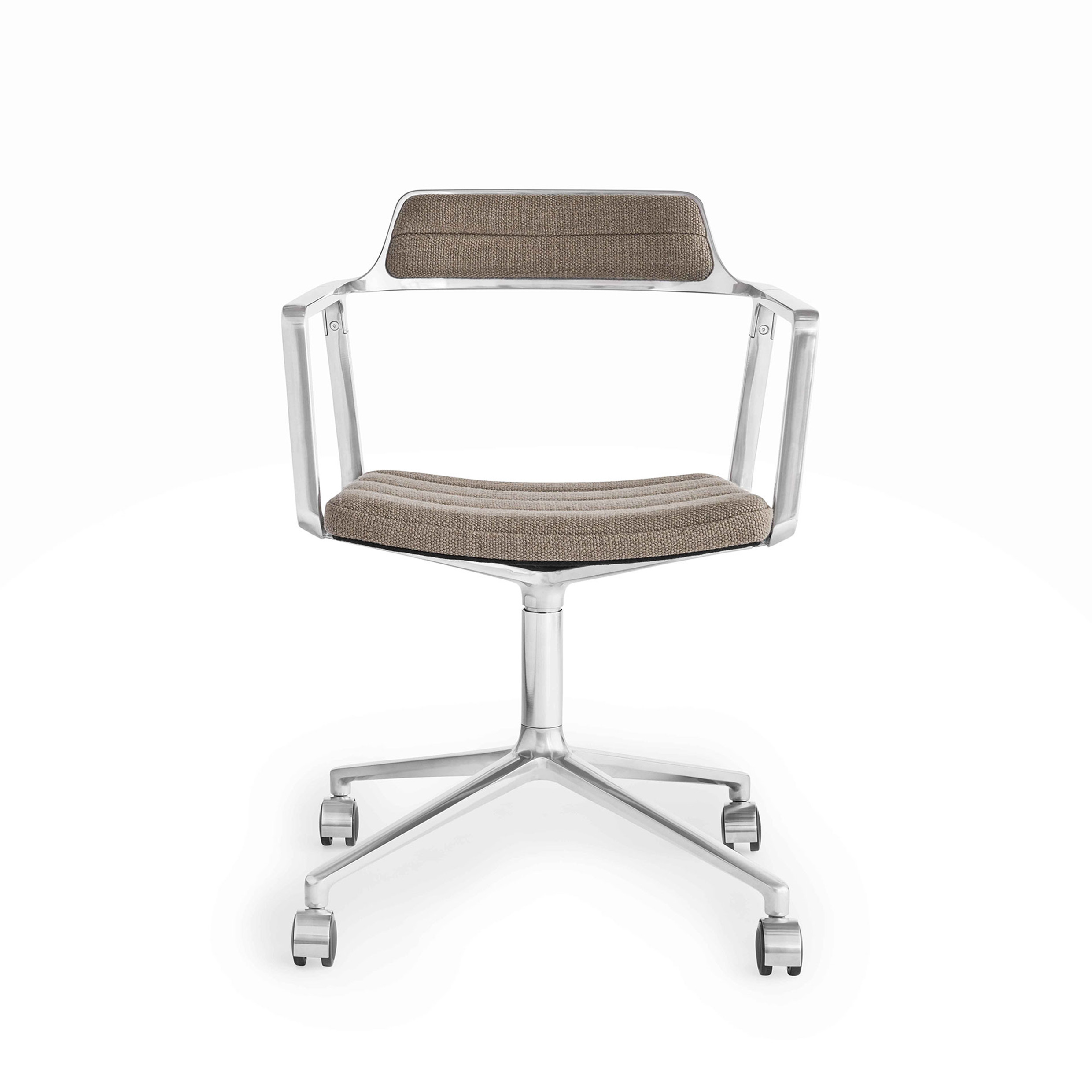 VIPP 452 // SWIVEL CHAIR - SAND TEXTILE, POLISHED FRAME, CASTERS