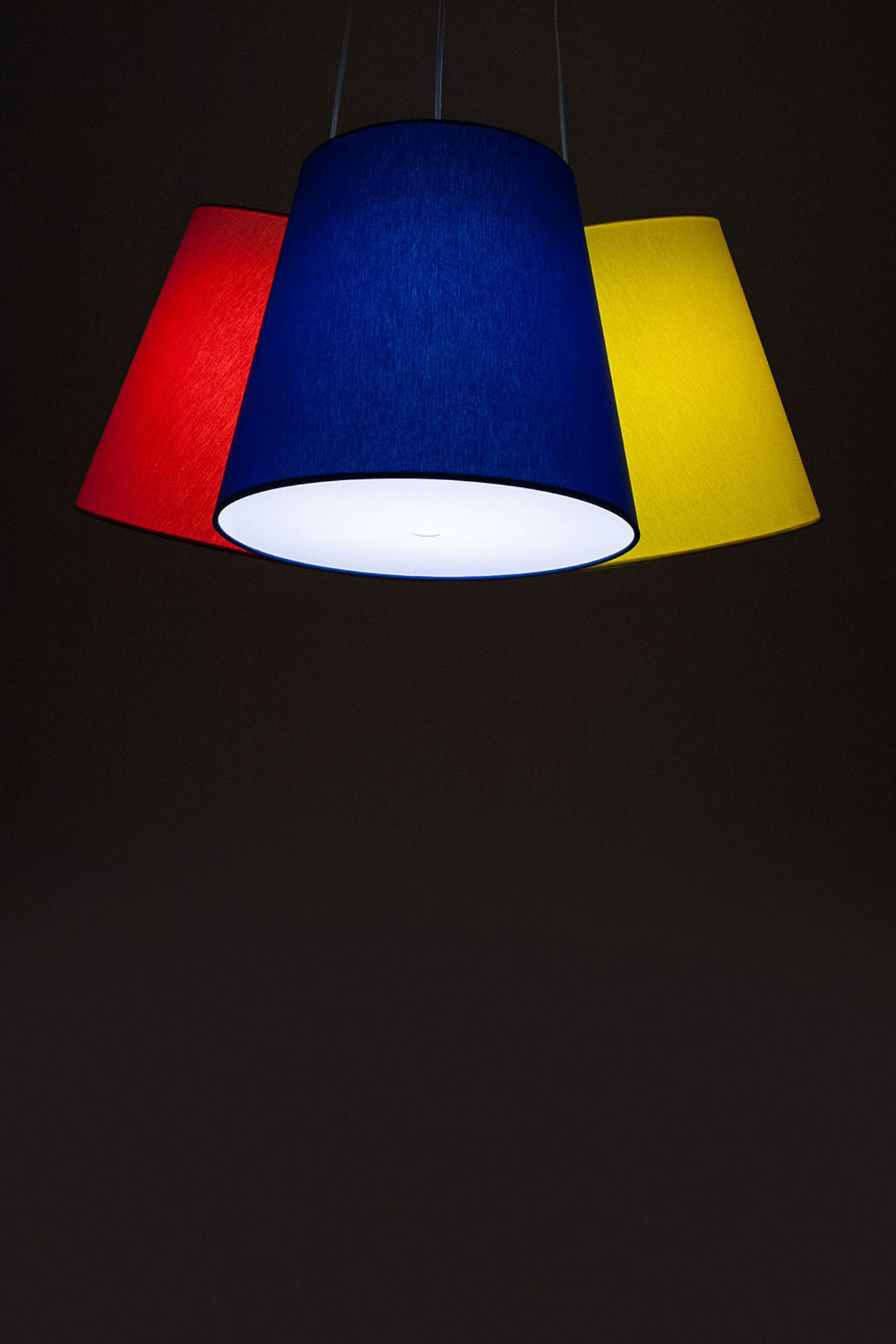 frauMaier // Cluster (3 shades) - Pendant lamp, yellow