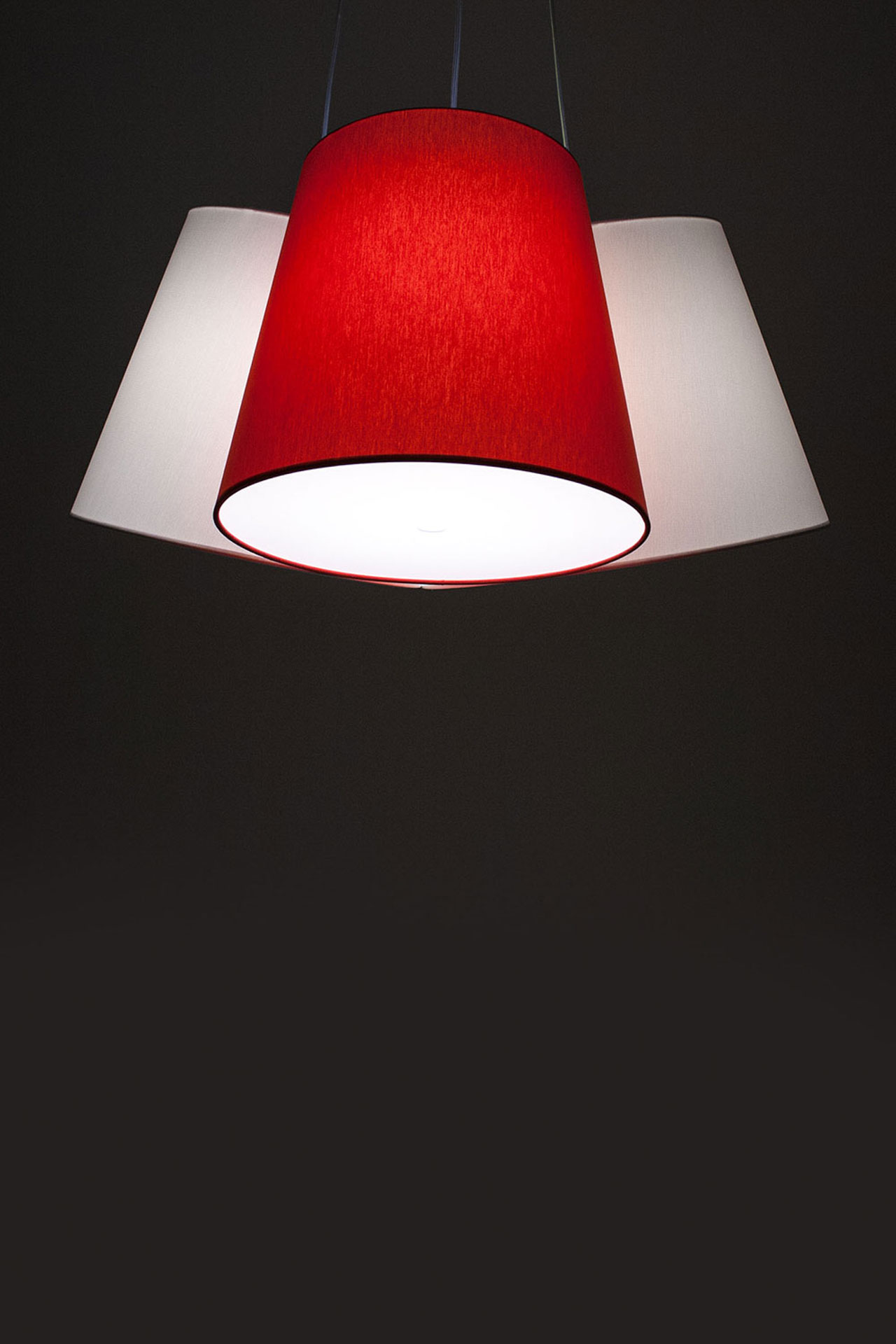 frauMaier // Single SmallCluster - Pendant lamp, red