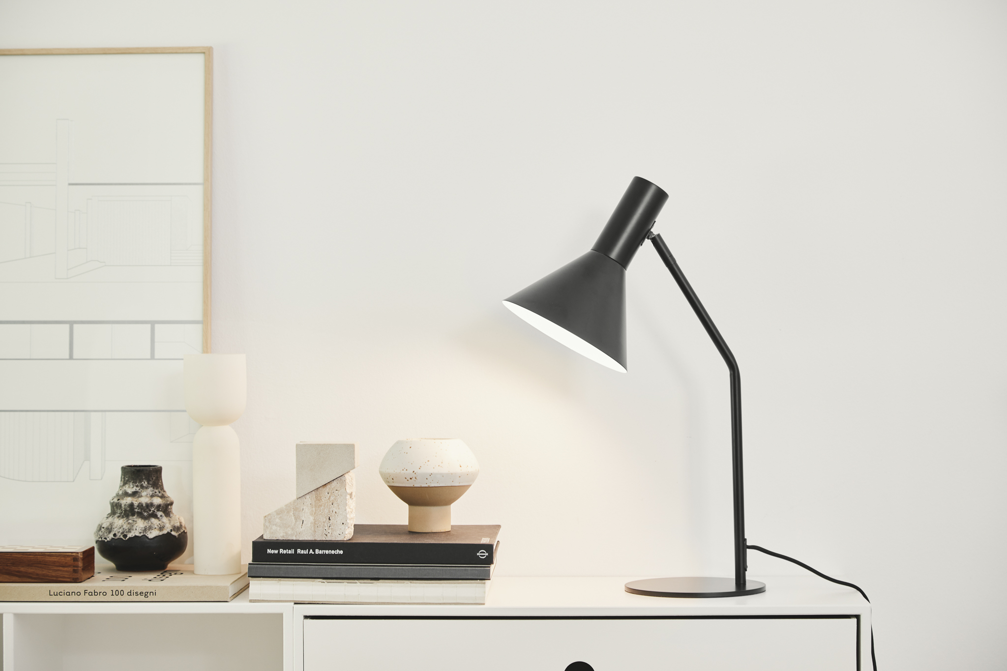 FRANDSEN // LYSS TABLE LAMP EU - MATT BLACK