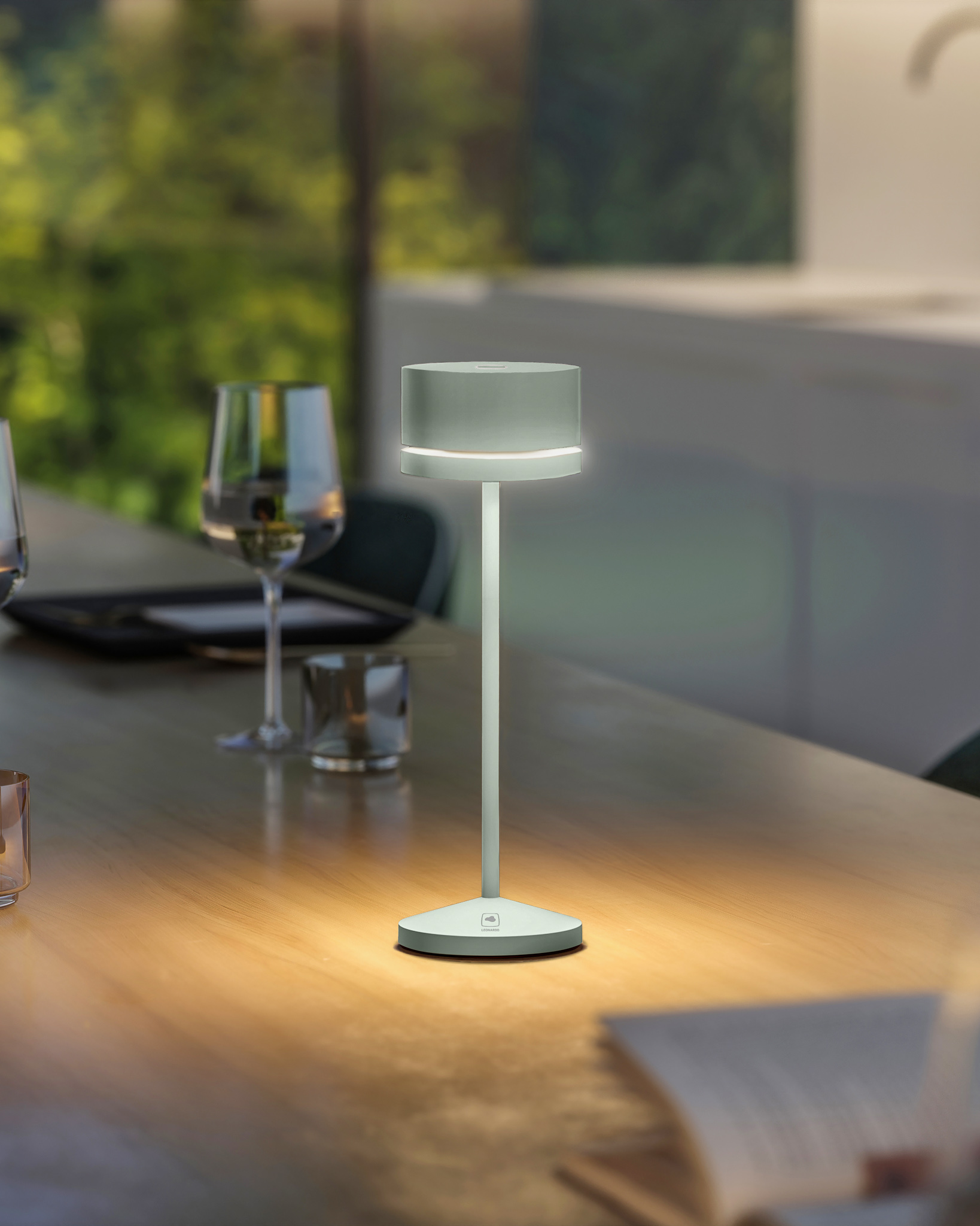 LEONARDO // MONZA - BATTERY-POWERED TABLE LAMP | OLIVE GREEN