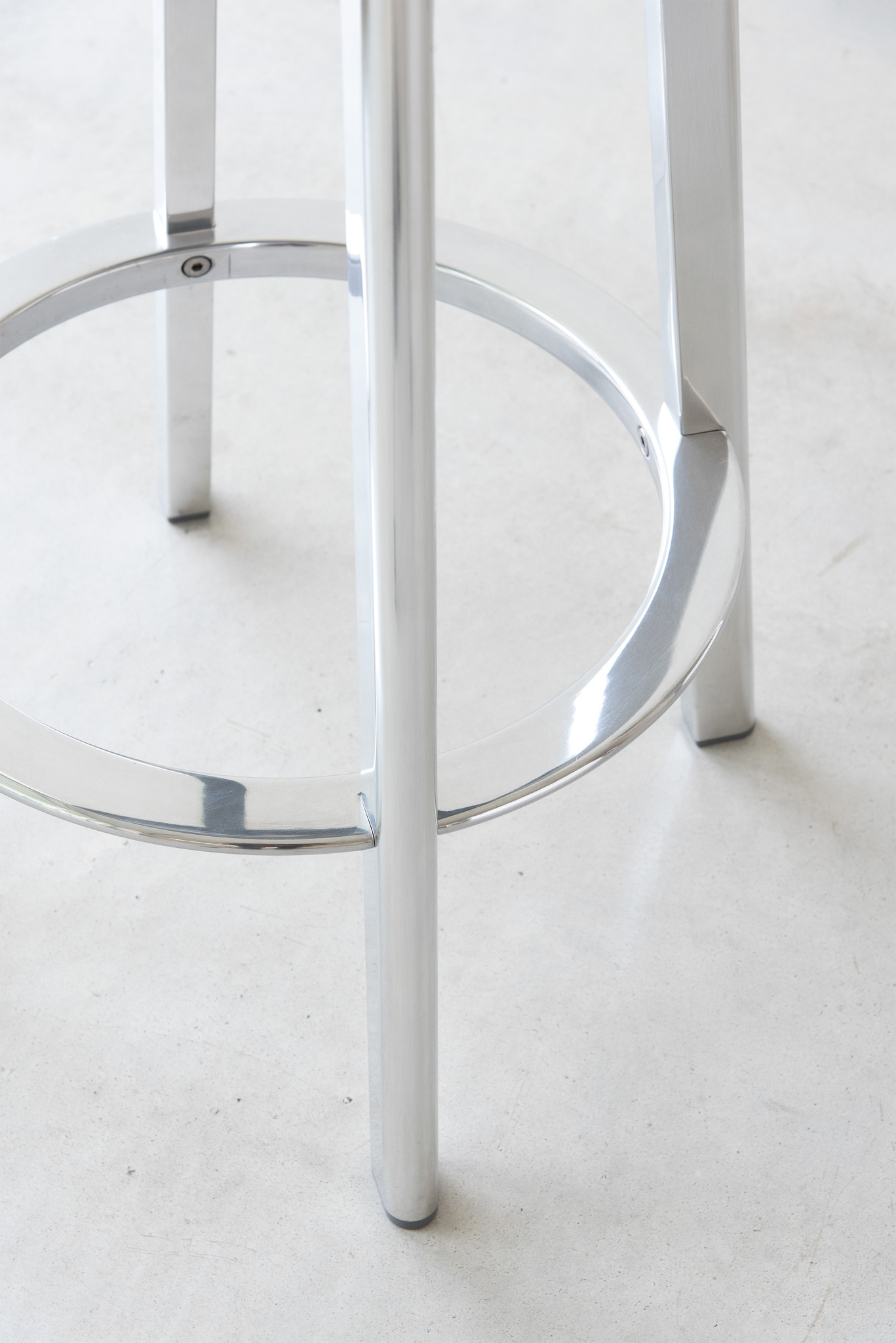 MAGIS // DEJA-VU - STOOL | CHROME NOT ASSEMBLED | 76CM