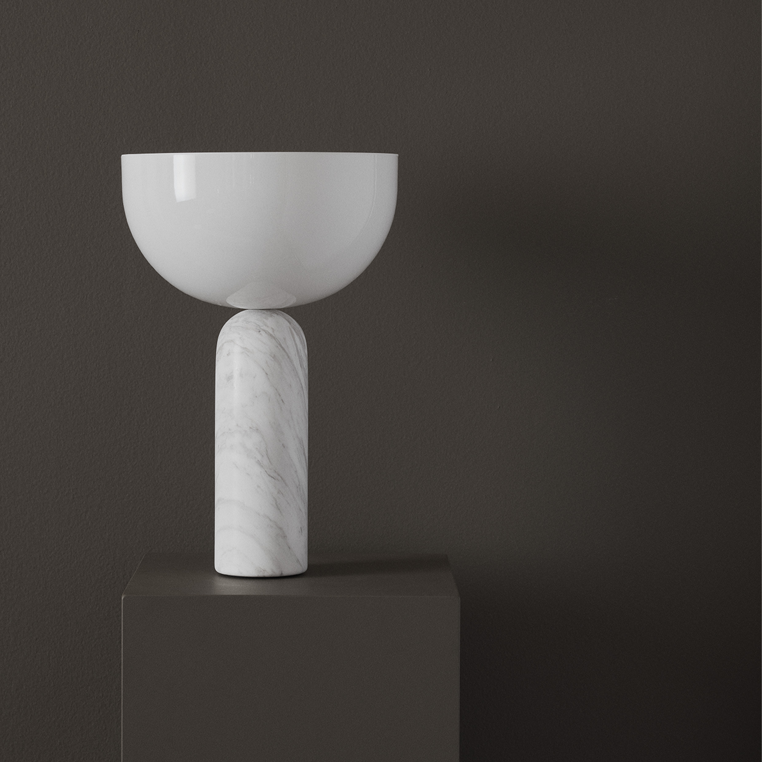 NEW WORKS // KIZU TABLE LAMP SMALL - TISCHLAMPE | 35 CM | WEIß