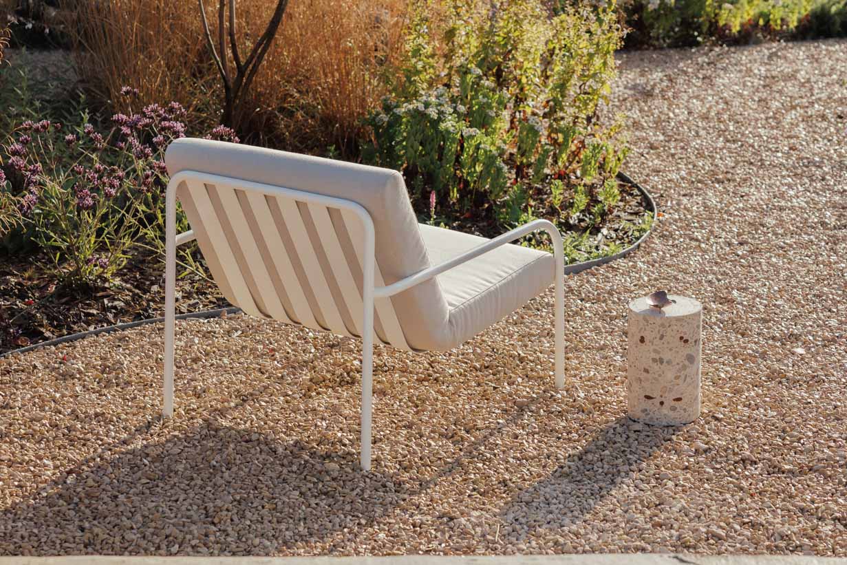 METALLBUDE // DIEGO - LOUNGE CHAIR | OUTDOOR | WHITE/SAND