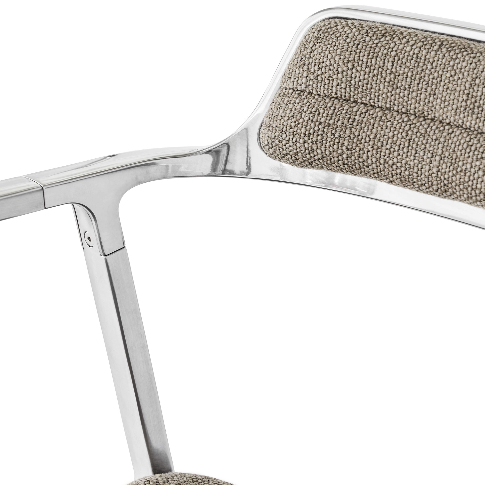 VIPP 452 // SWIVEL CHAIR - SAND TEXTILE, POLISHED FRAME, CASTERS