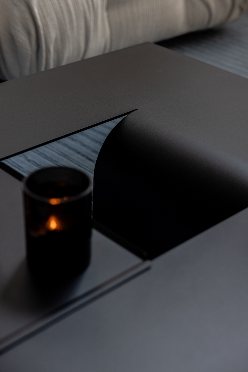 METALLBUDE // CUT - COFFEE TABLE | BLACK