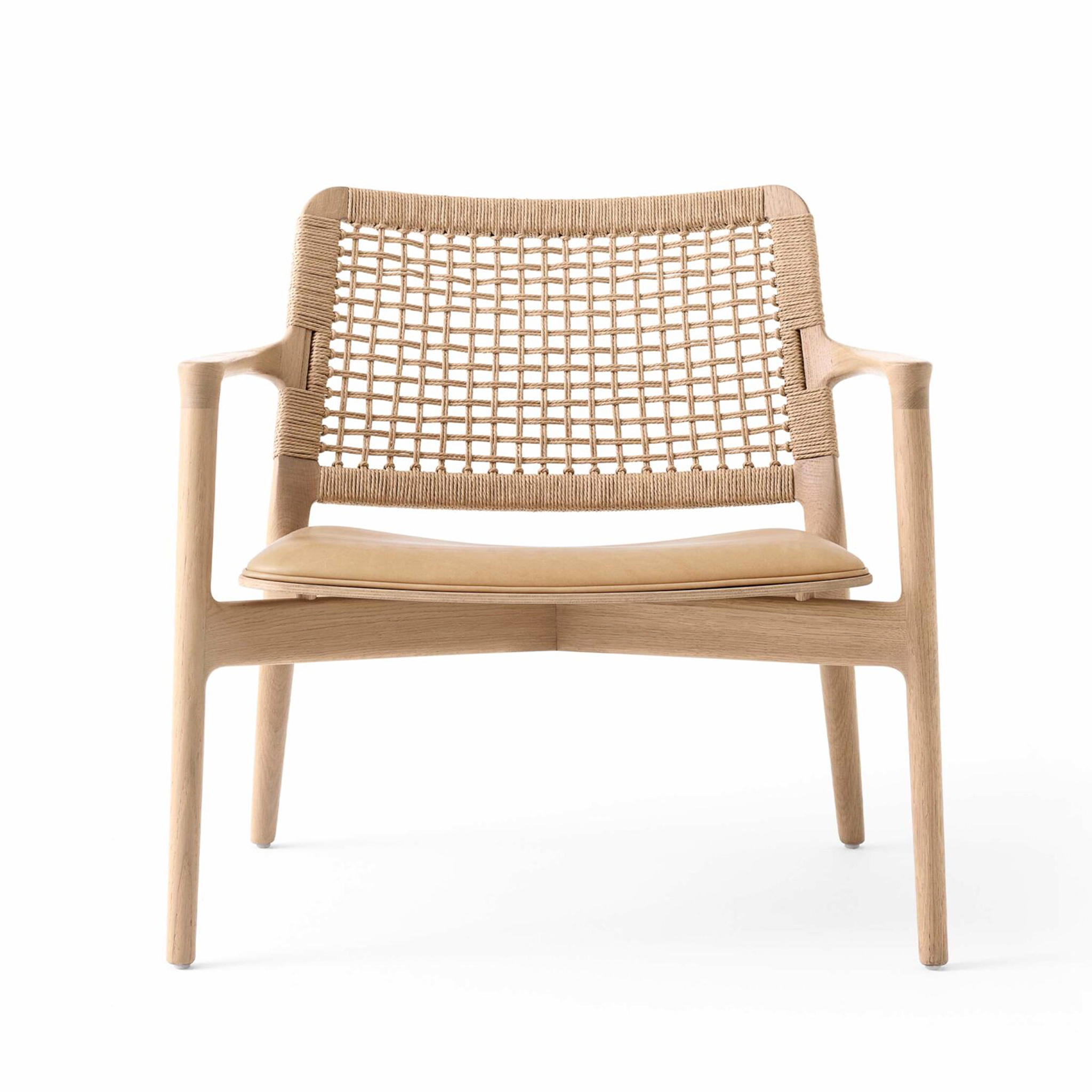 VIPP 488 // CABIN LOUNGE CHAIR - LIGHT OAK, LEATHER SAND