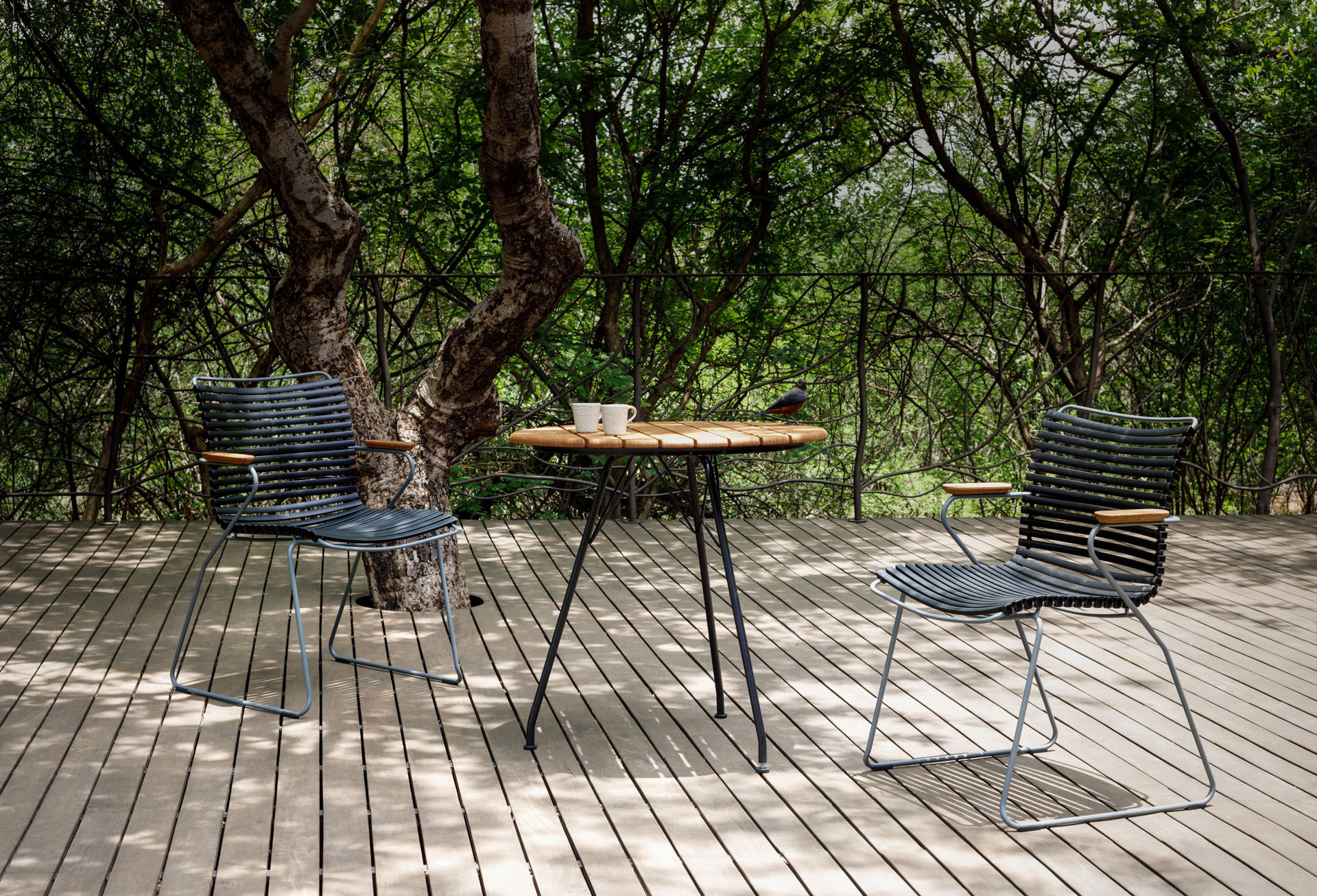 Houe // CLICK Dining Chair - Gartenstuhl mit Armlehne, Beige