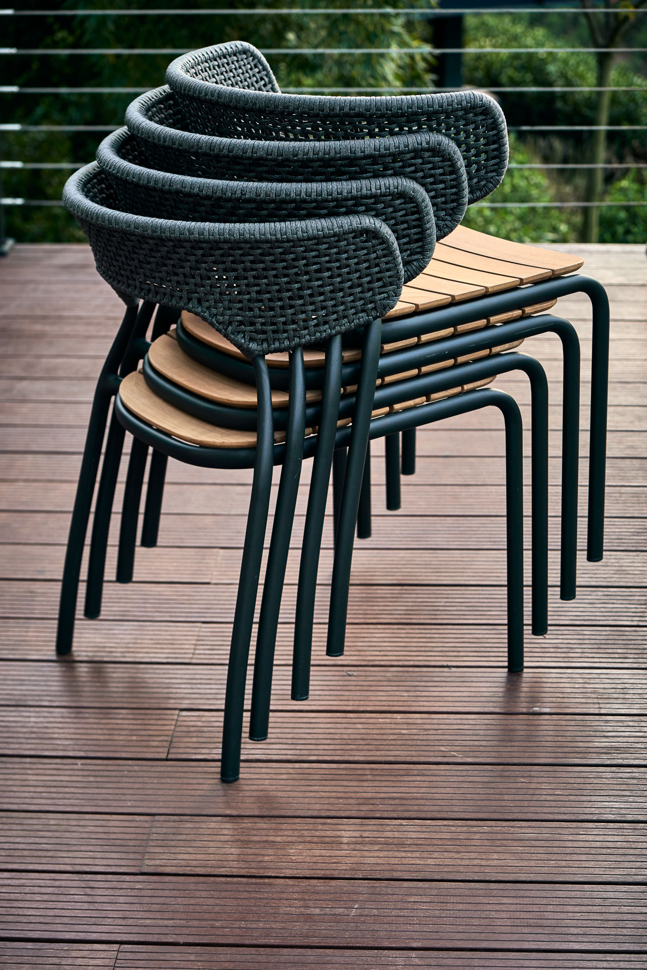 MINDO // MINDO 101 - DINING CHAIR | DARK GRAY