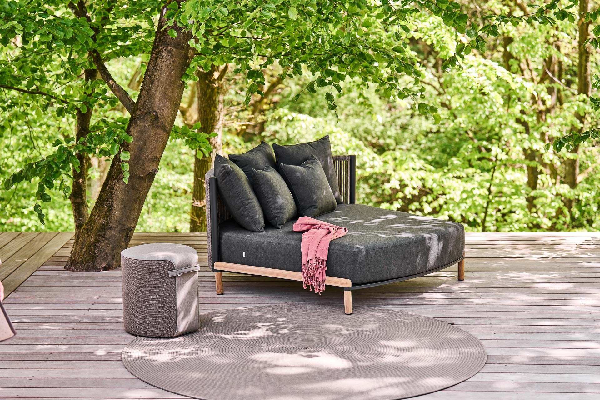 MINDO // MINDO 107 DAYBED - DARK GREY | RUß