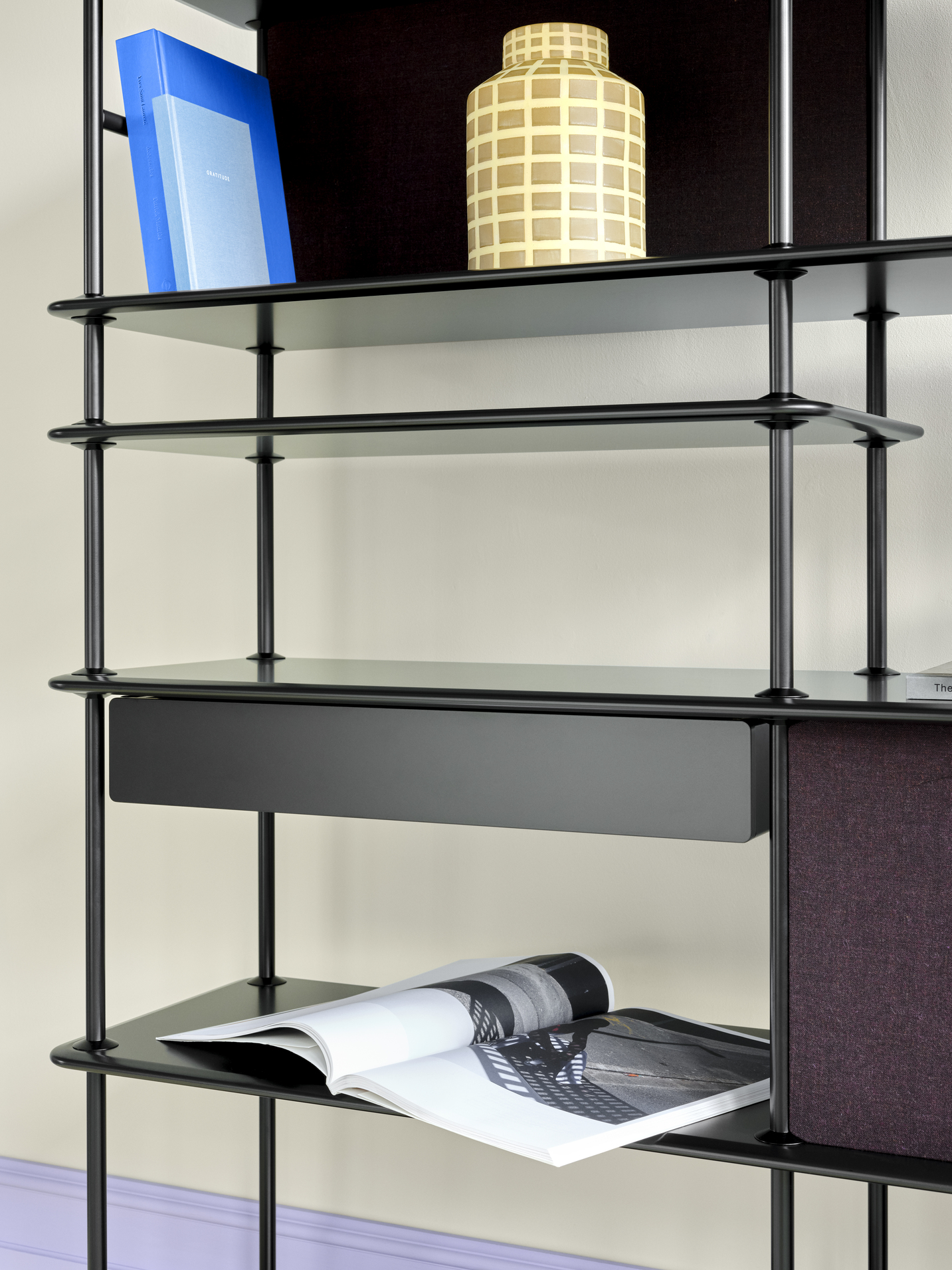 MONTANA // FREE 222100 - FLAT OPEN SHELF | NEW WHITE