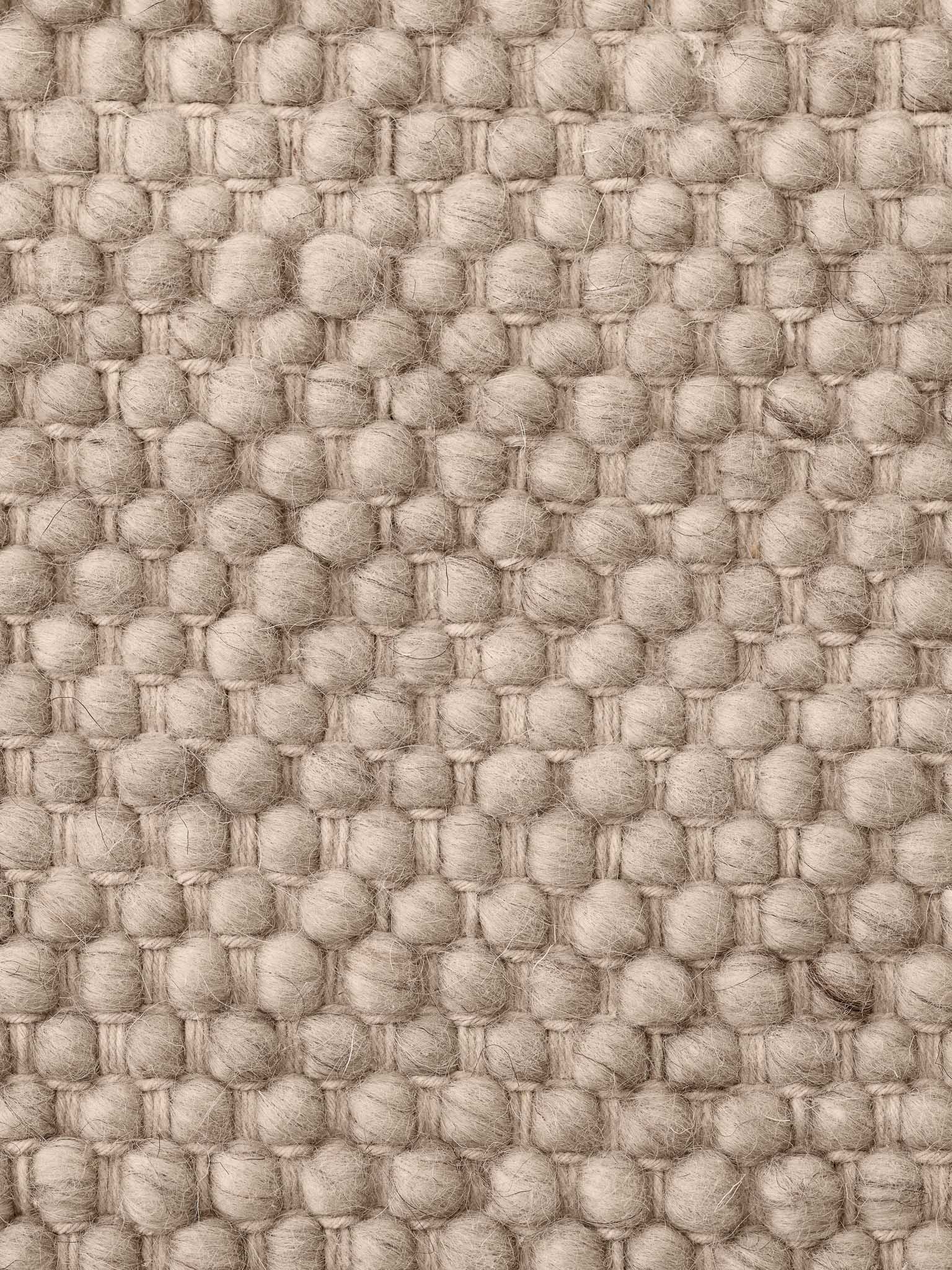 VIPP 143 // TEPPICH - 200X300 | DARK BEIGE