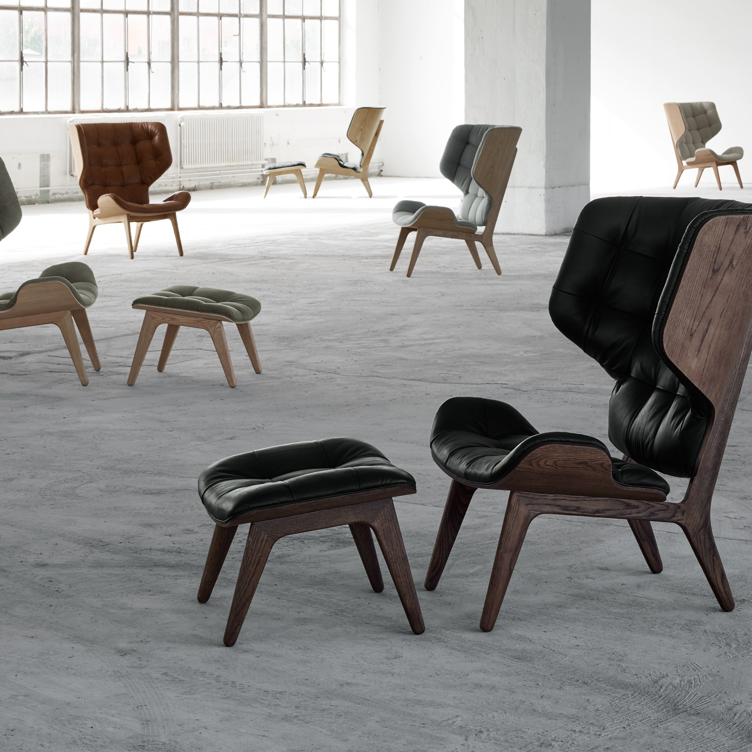 NORR11 // MAMMOTH - CHAIR | OAK BLACK | LEATHER DUNES ANTHRACITE 21003