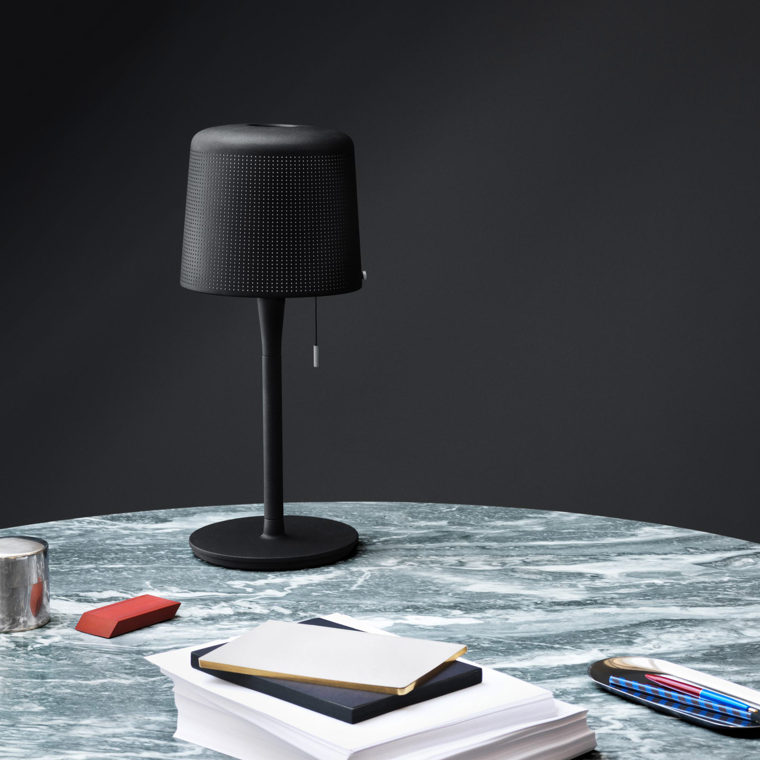 VIPP 530 // TABLE LAMP - TISCHLAMPE, SCHWARZ