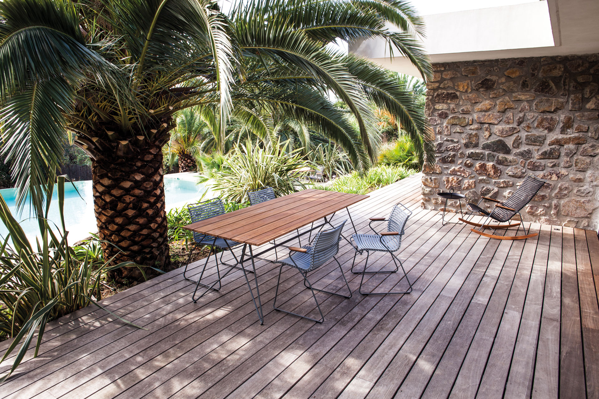 Houe // SKETCH - Outdoor dining table 220x88cm