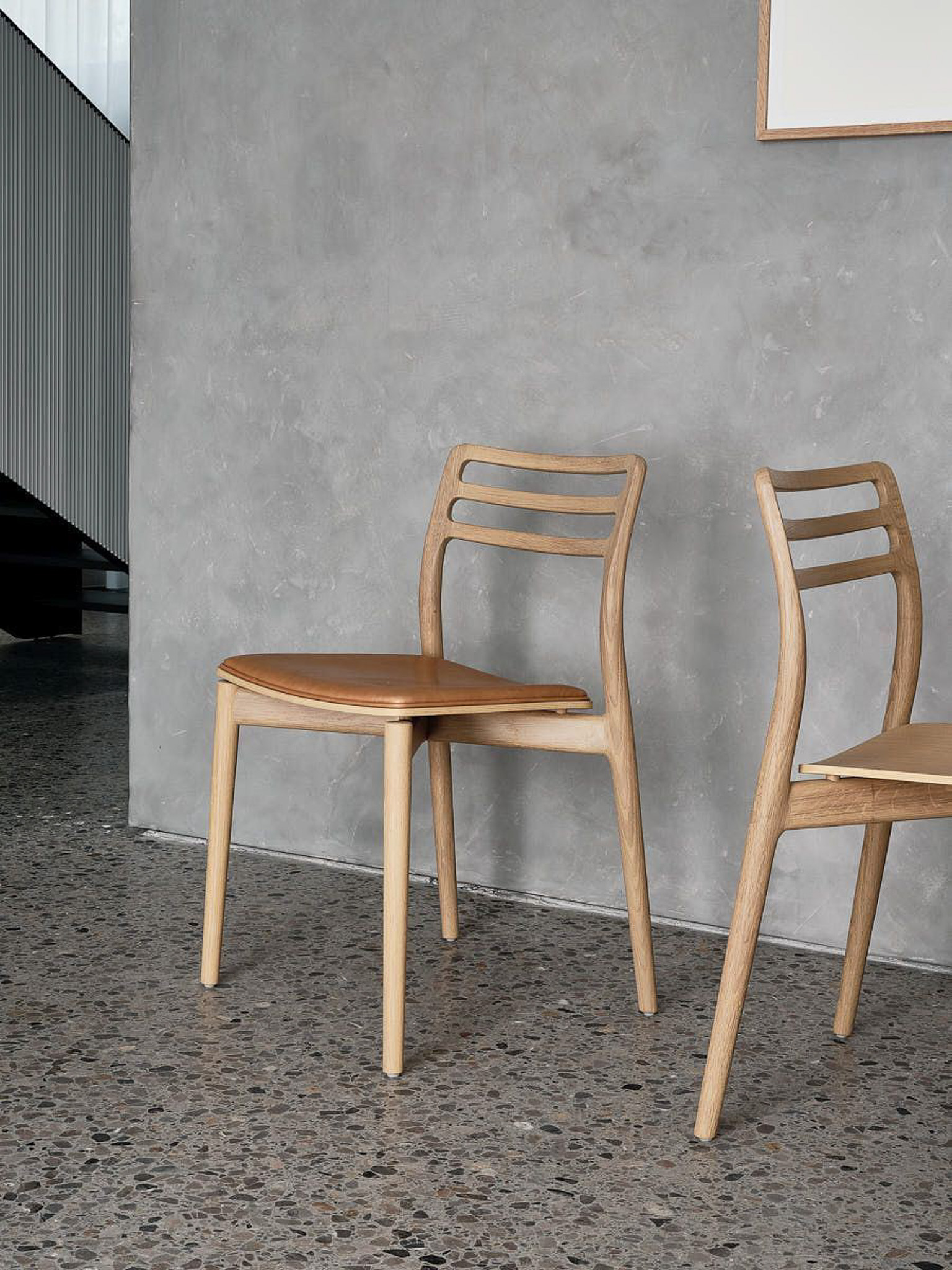 VIPP 481 // CABIN CHAIR - LIGHT OAK, LEATHER SAND