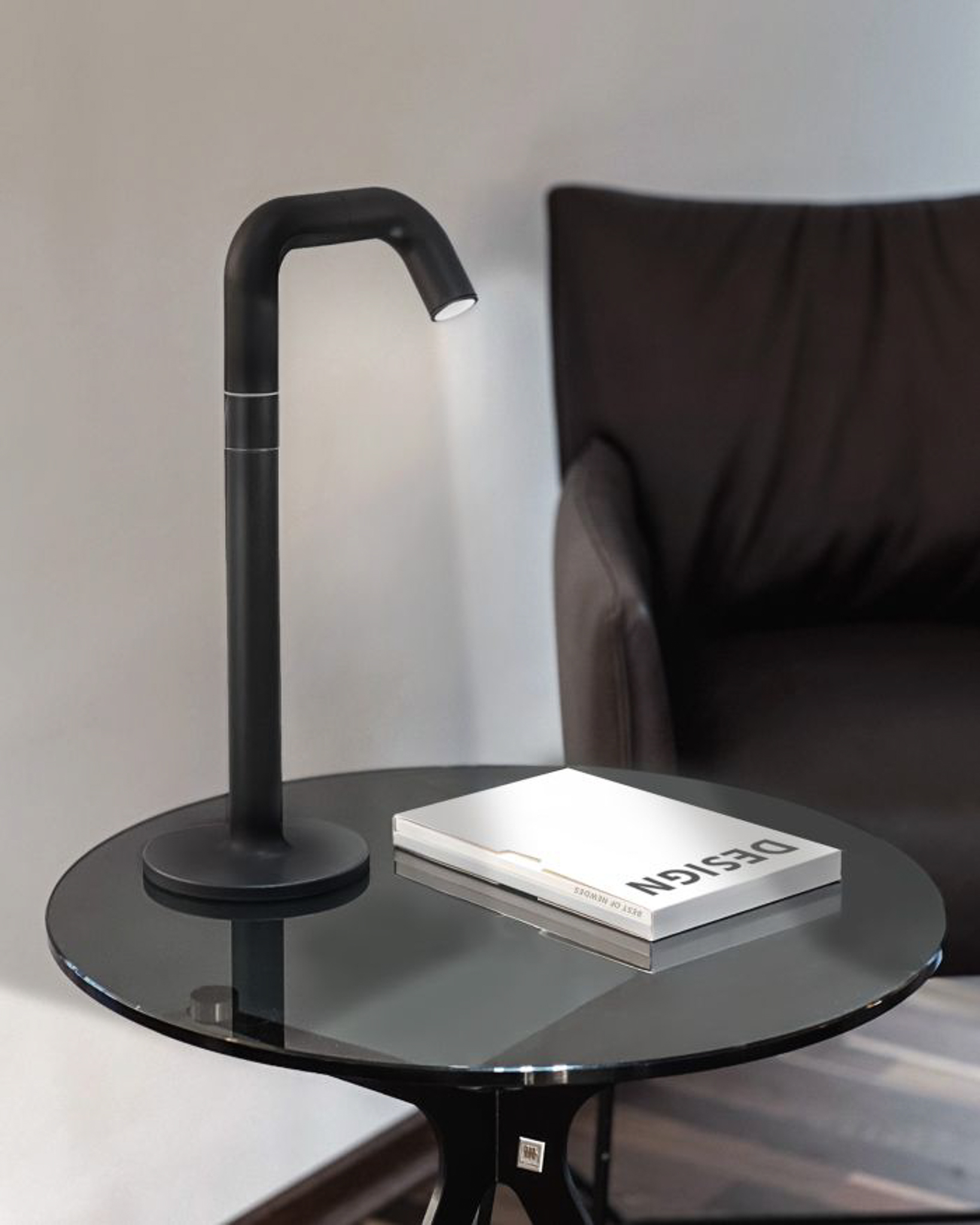 NEWDES // PIPE T - BATTERY TABLE LAMP | ANTHRACITE | 38CM