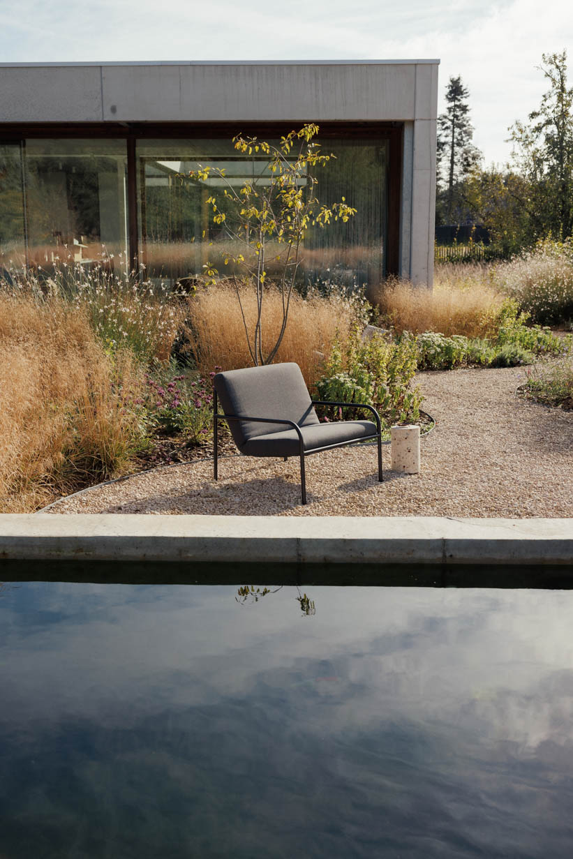 METALLBUDE // DIEGO - LOUNGE CHAIR | OUTDOOR | BLACK/GRAPHITE