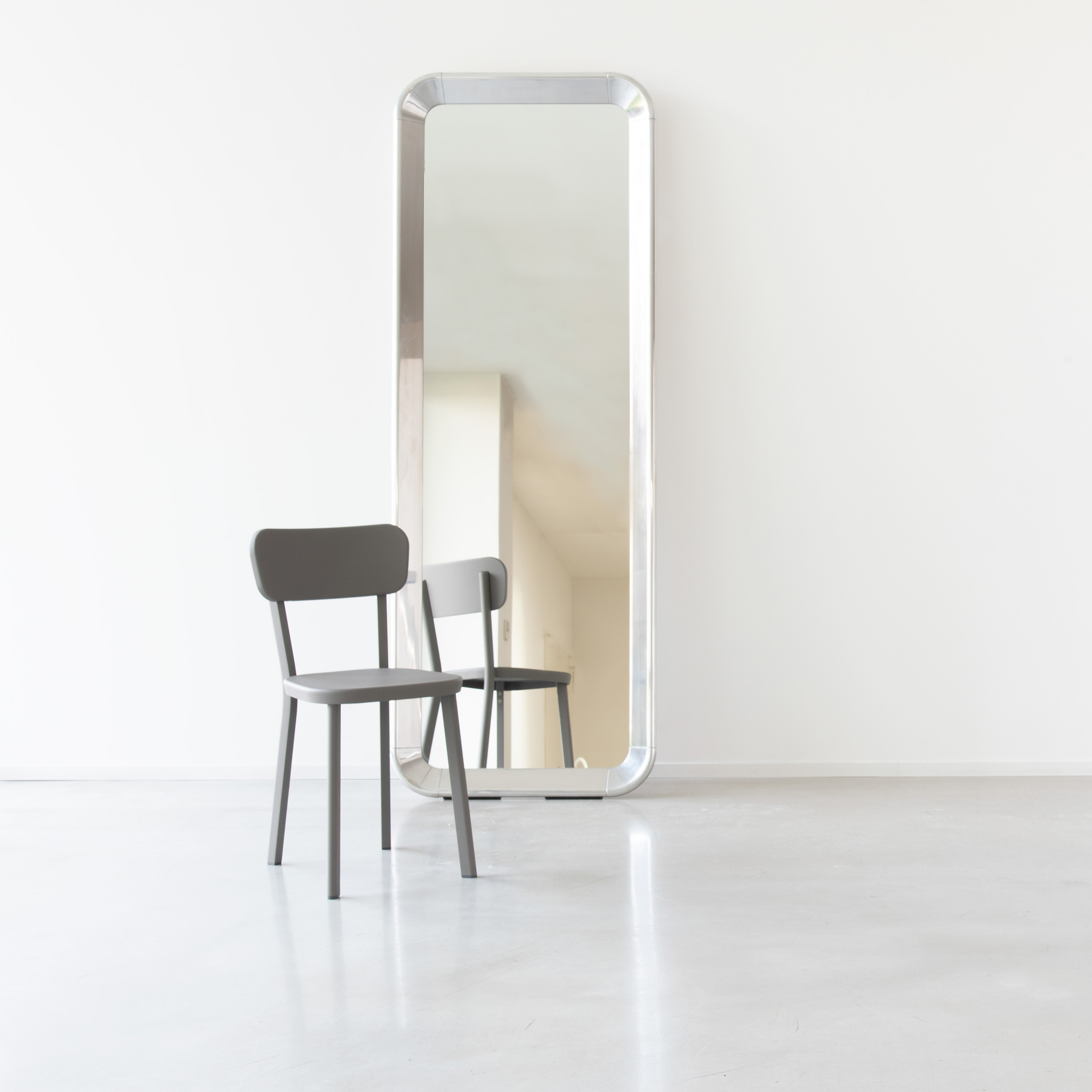 MAGIS // DEJA-VU - STANDING MIRROR | POLAR FRAME | 190CMX73CM