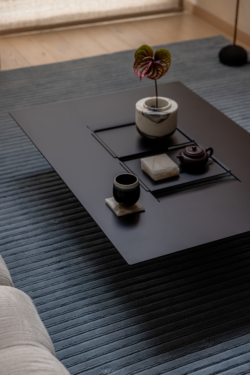 METALLBUDE // CUT - COFFEE TABLE | BLACK