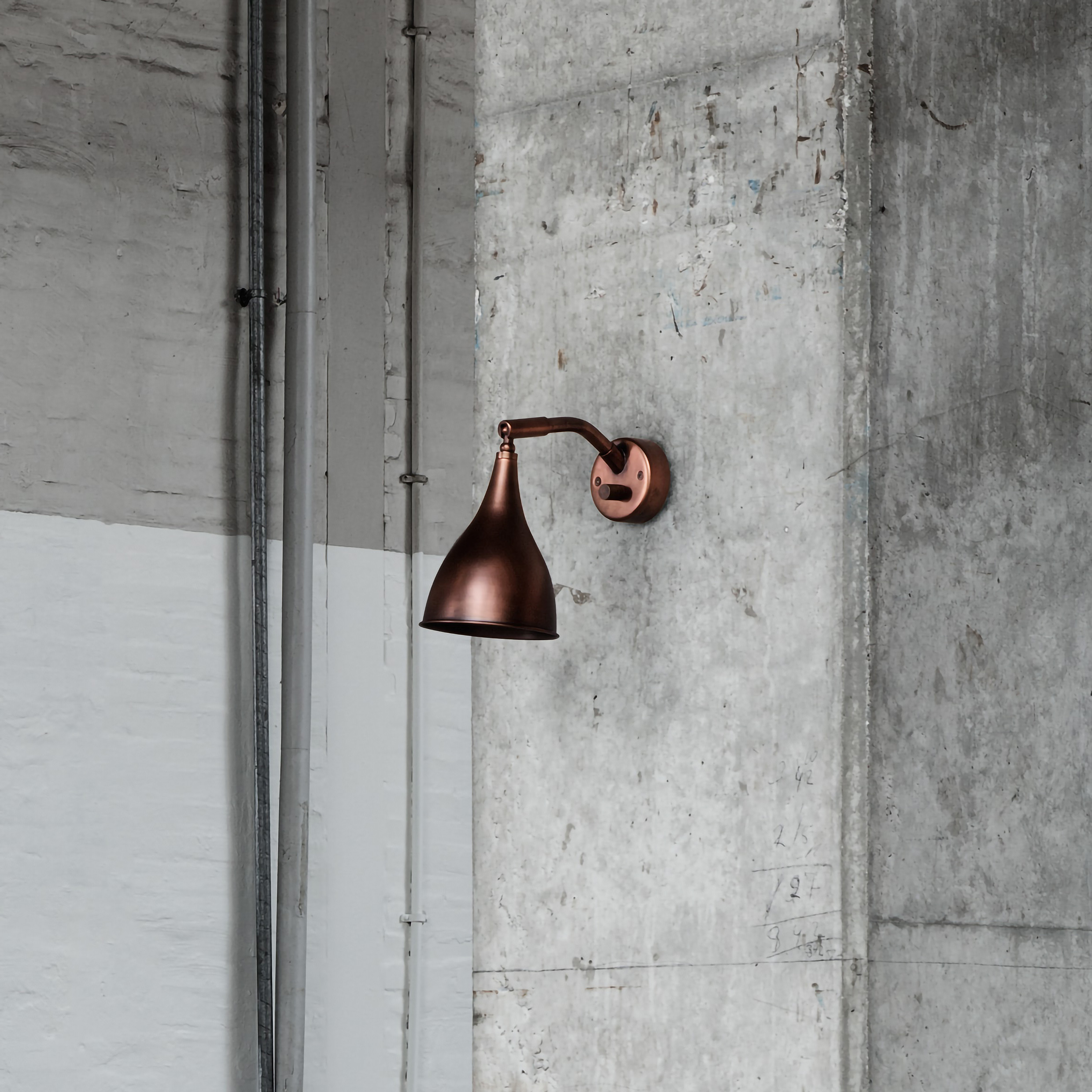 NORR11 // LE SIX - WALL LAMP | IRON | BLACK