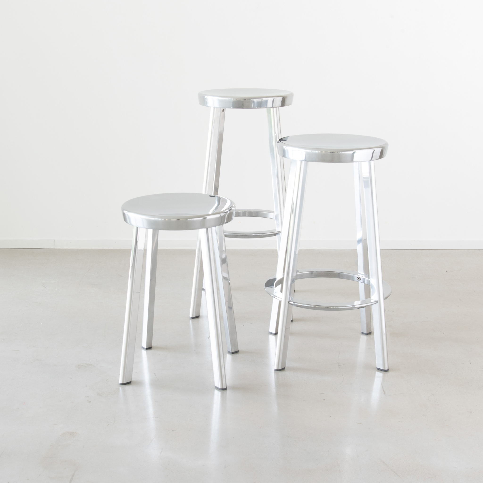 MAGIS // DEJA-VU - STOOL | CHROME NOT ASSEMBLED | 76CM