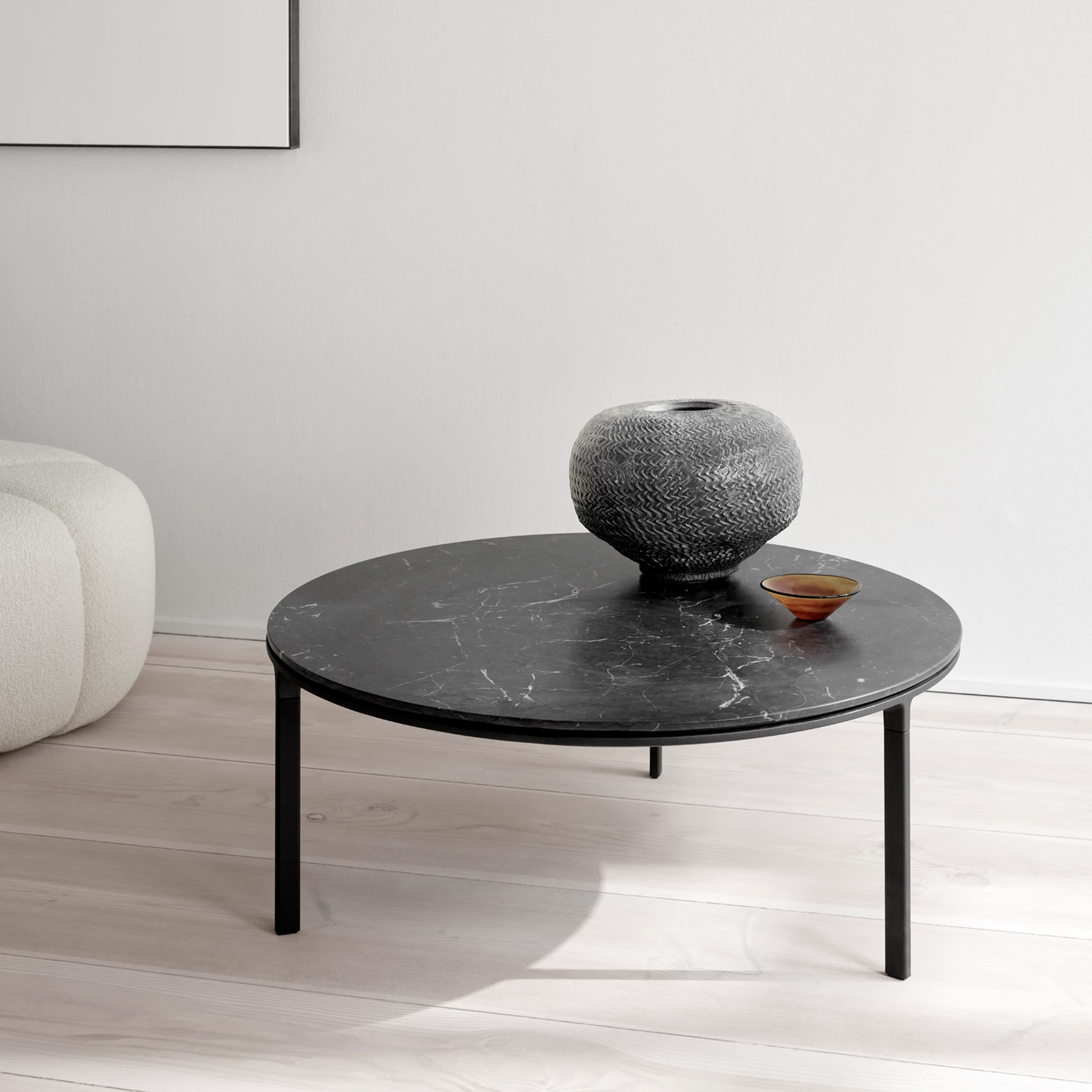 VIPP 425 // COFFEE TABLE - Ø90 MARBLE | PIETRA GREY