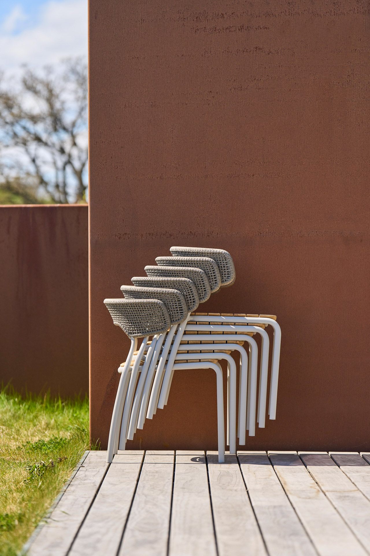 MINDO // MINDO 101 - DINING CHAIR | BEIGE BROWN