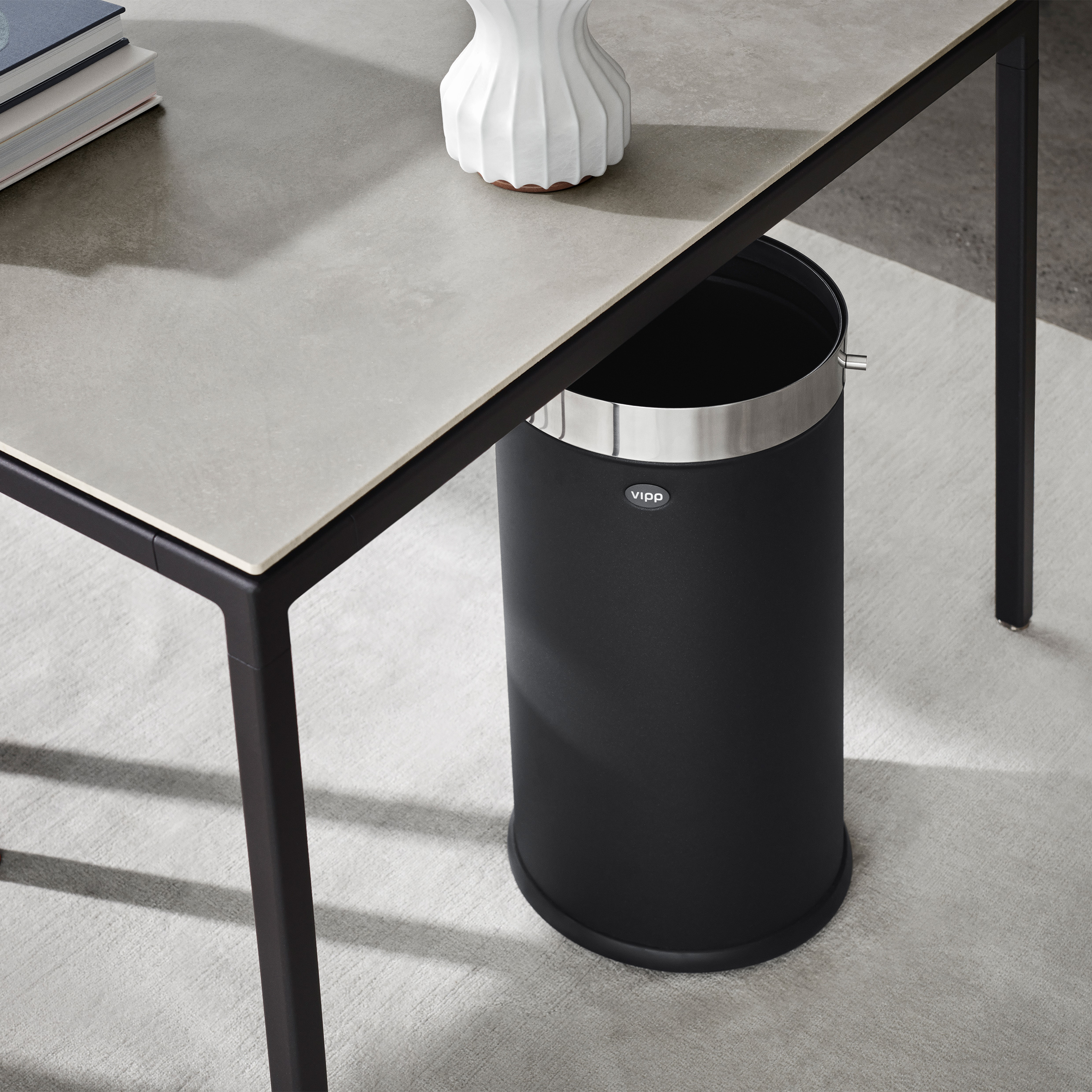 VIPP // TABLE MEDIUM - TISCH | M | WEIß