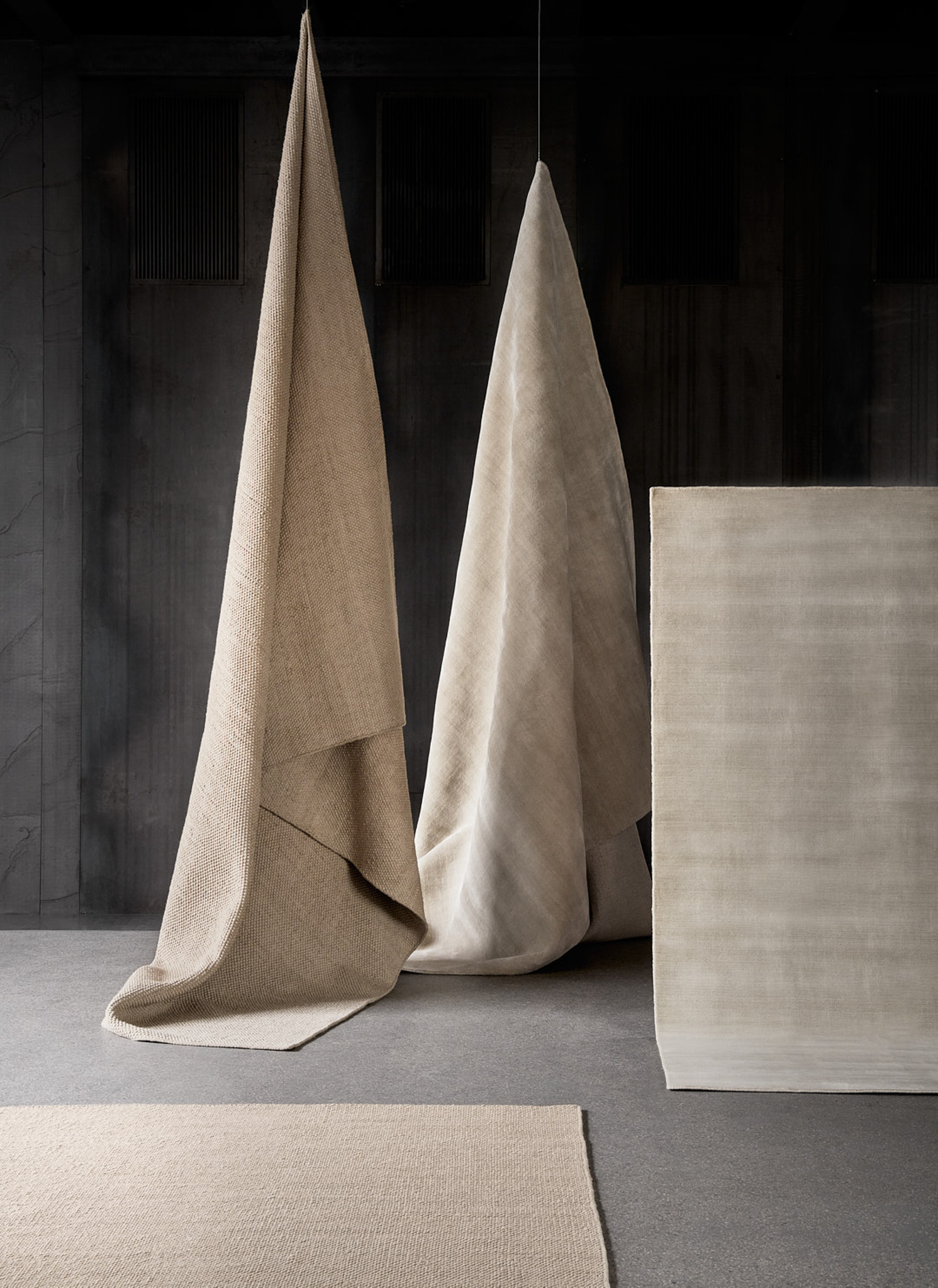 VIPP 143 // TEPPICH - 200X300 | DARK BEIGE