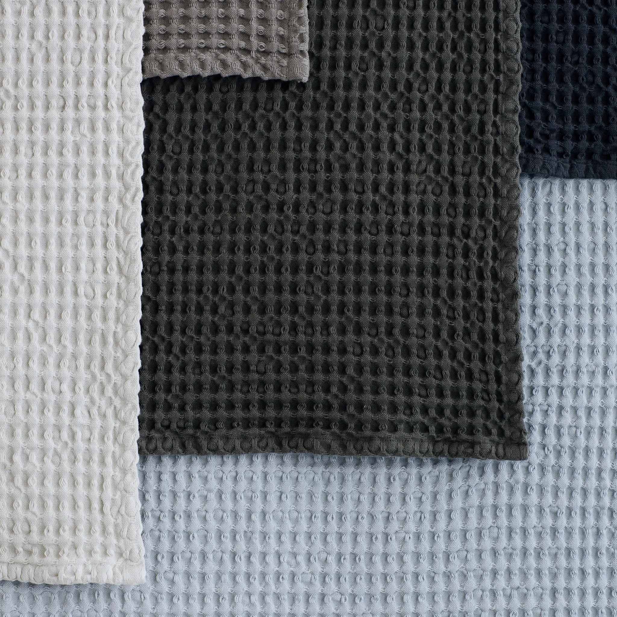 BLOMUS // CARO - GUEST TOWELS SET OF 2 | 30X30CM | WHITE