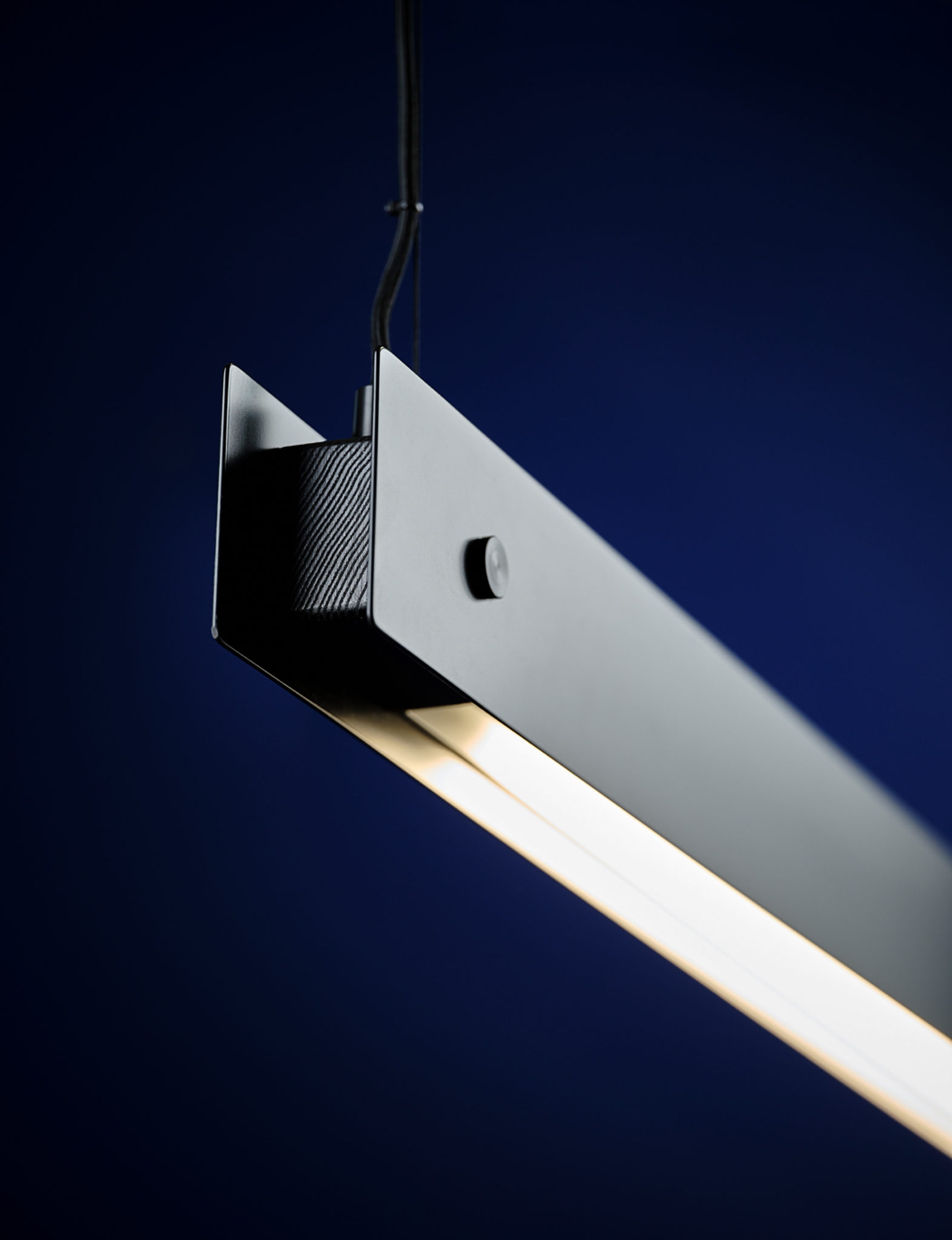 FRANDSEN // BRIDGE PENDANT EU - MATT BLACK