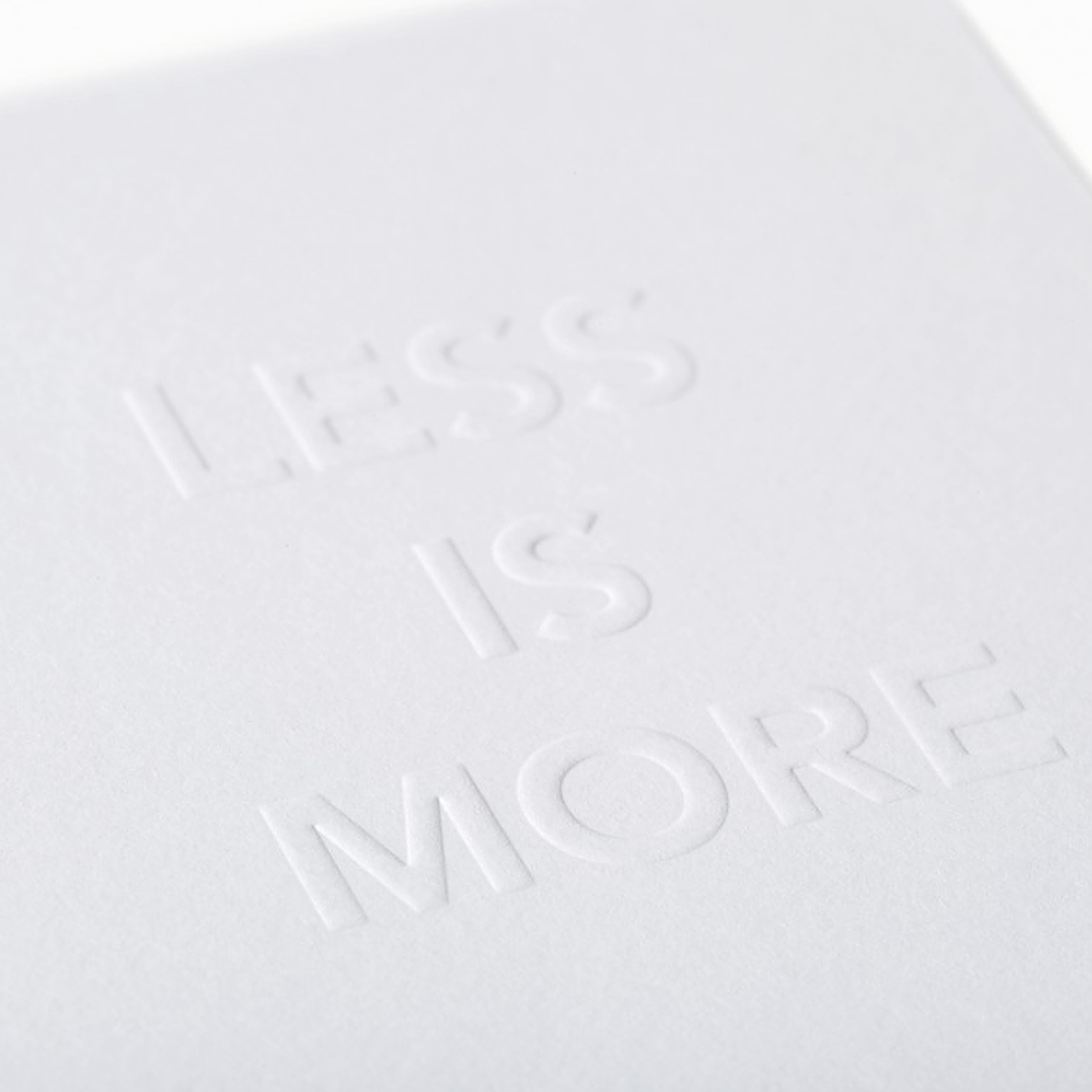 CINQPOINTS // LESS IS MORE - POSTKARTE | 7,10 x 15 CM | WEIß