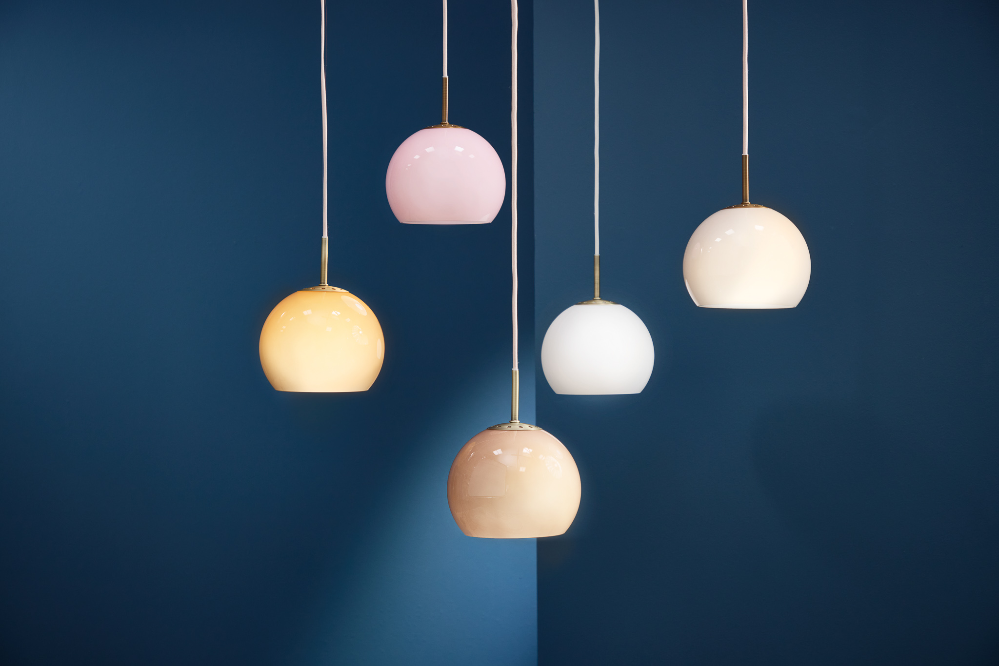 FRANDSEN // BALL GLASS PENDANT Ø18 EU - PENDELLEUCHTE | SAND GREY