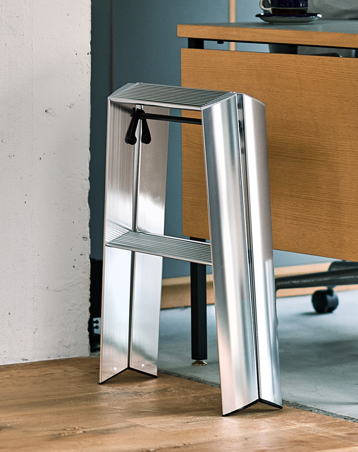 METAPHYS // LUCANO PREMIUM 2 STEP - STEP LADDER | 2-STEP | SILVER