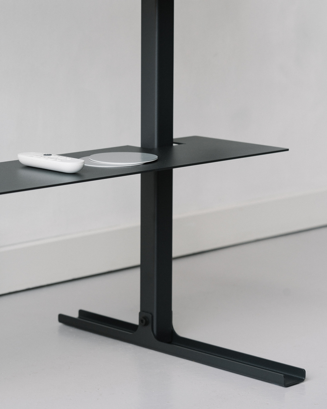 PEDESTAL // STRAIGHT TALL - TV STAND | CHARCOAL