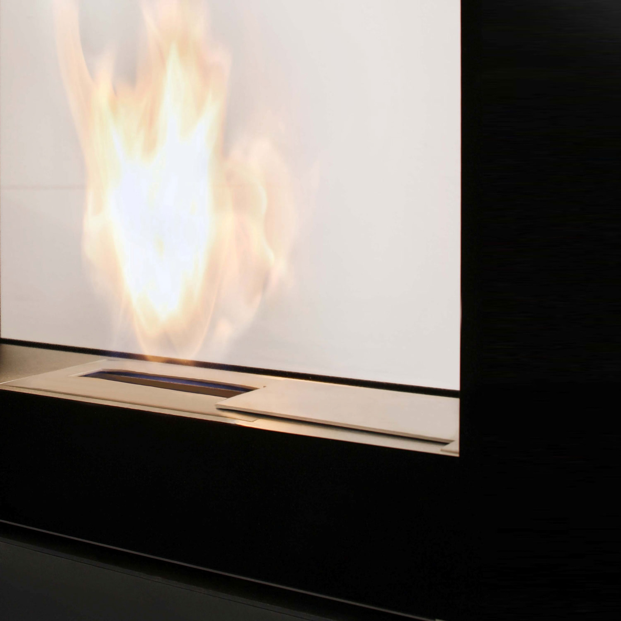 CONMOTO // TRAVELMATE - ETHANOL FIREPLACE | SAFETY FUEL