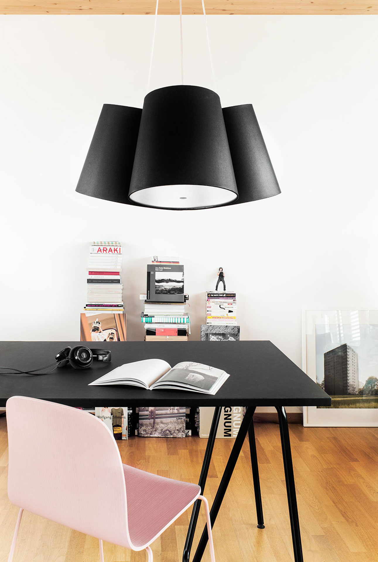 frauMaier // Cluster (3 shades) - Pendant lamp, black