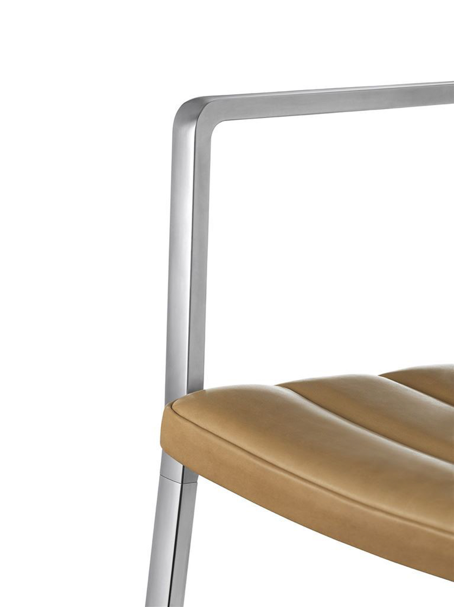 VIPP 451 // CHAIR - POL. FRAME, LEATHER SAND