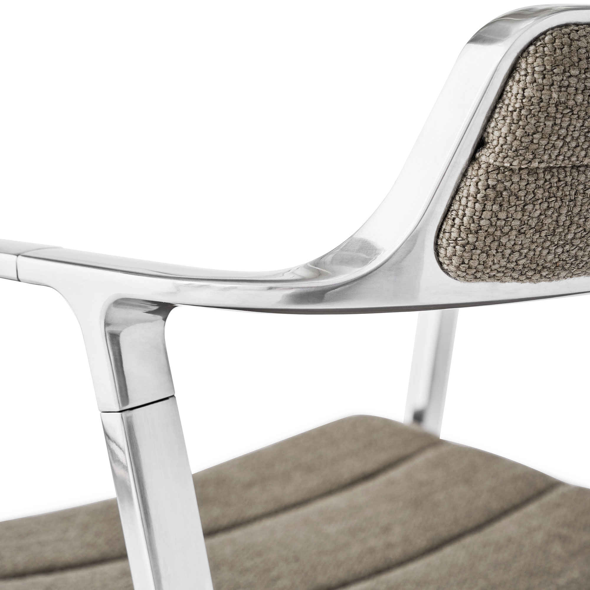 VIPP 452 // SWIVEL CHAIR - SAND TEXTILE, POLISHED FRAME, CASTORS